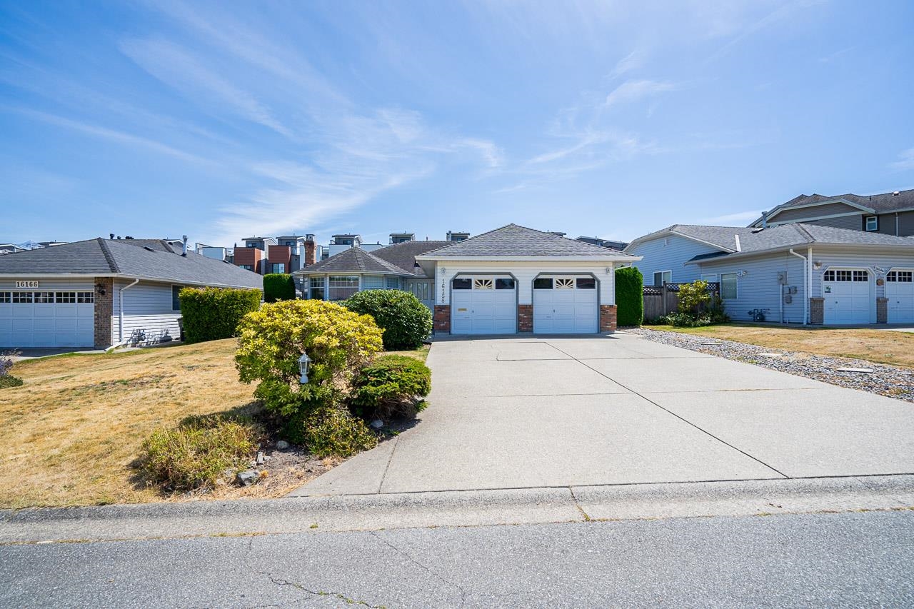 16a Avenue, Surrey, BC V4A 9J9
