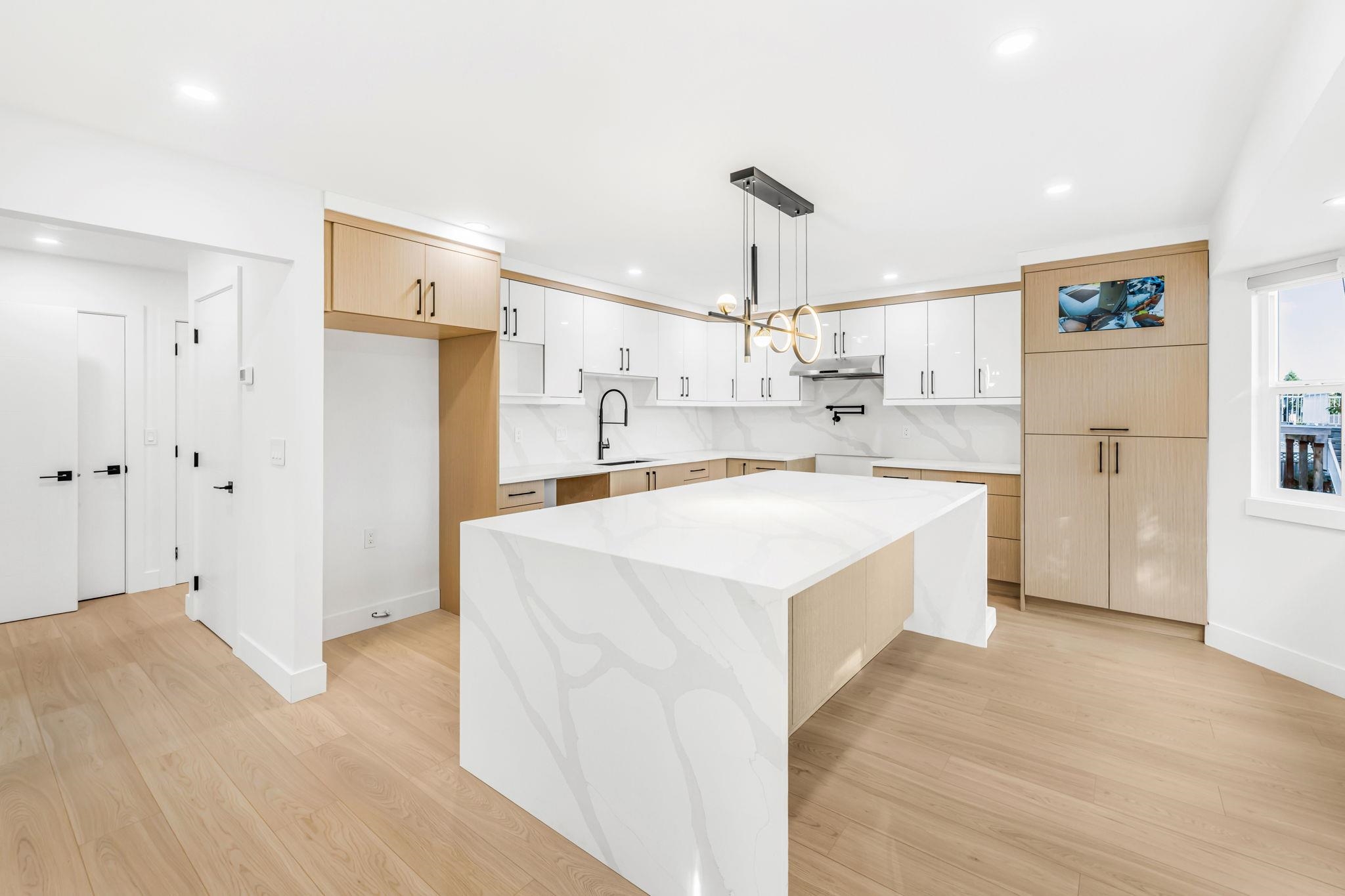 14278 Hyland Road, Surrey, BC V3W 2C5