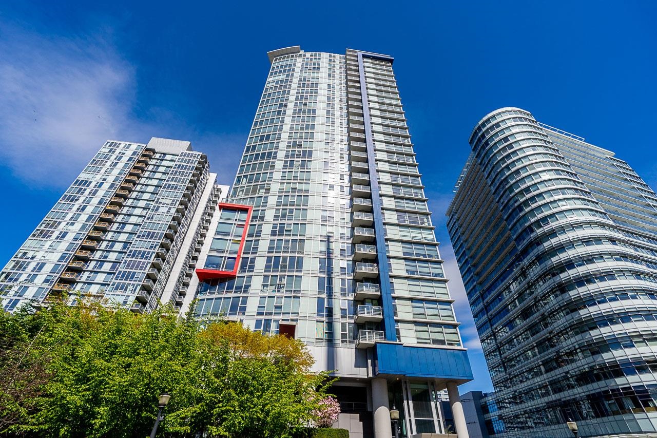 111 West Georgia Street #2803, Vancouver, BC V6B 1T8