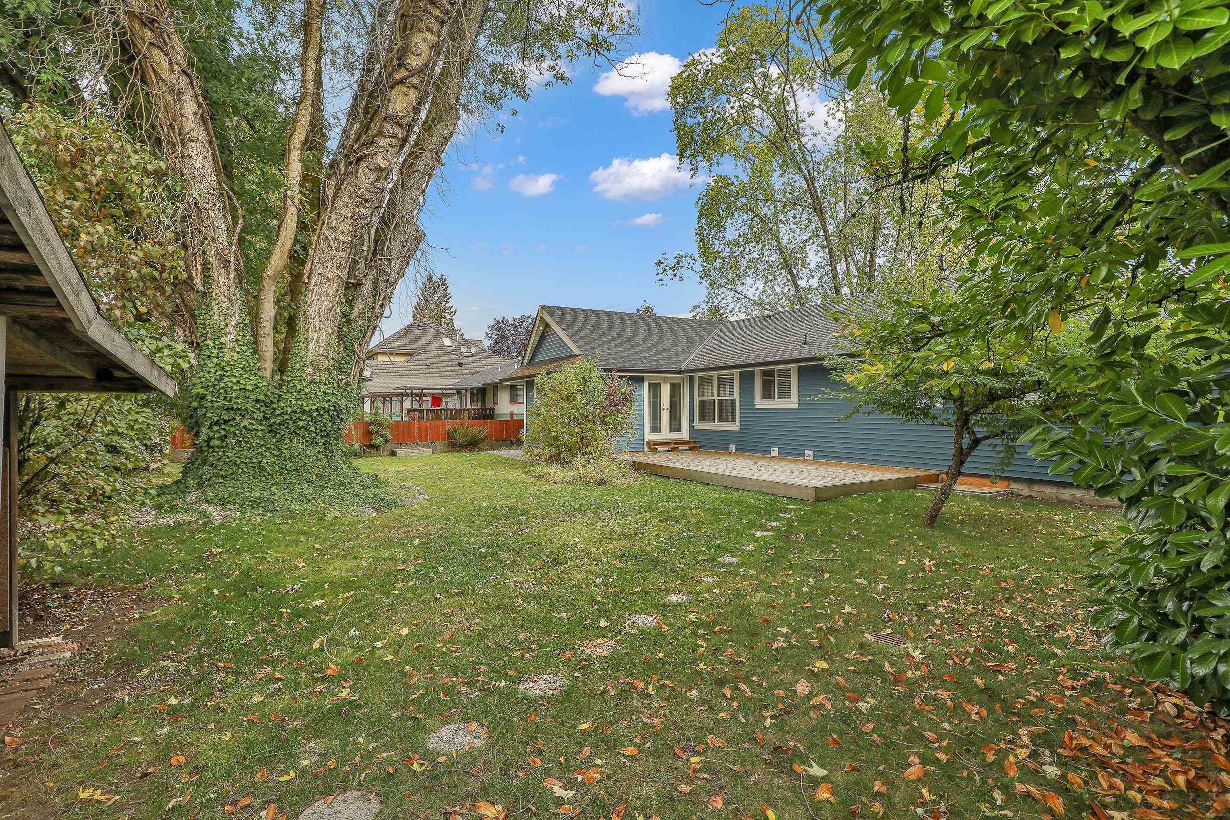 153a Street, Surrey, BC V3R 4J1