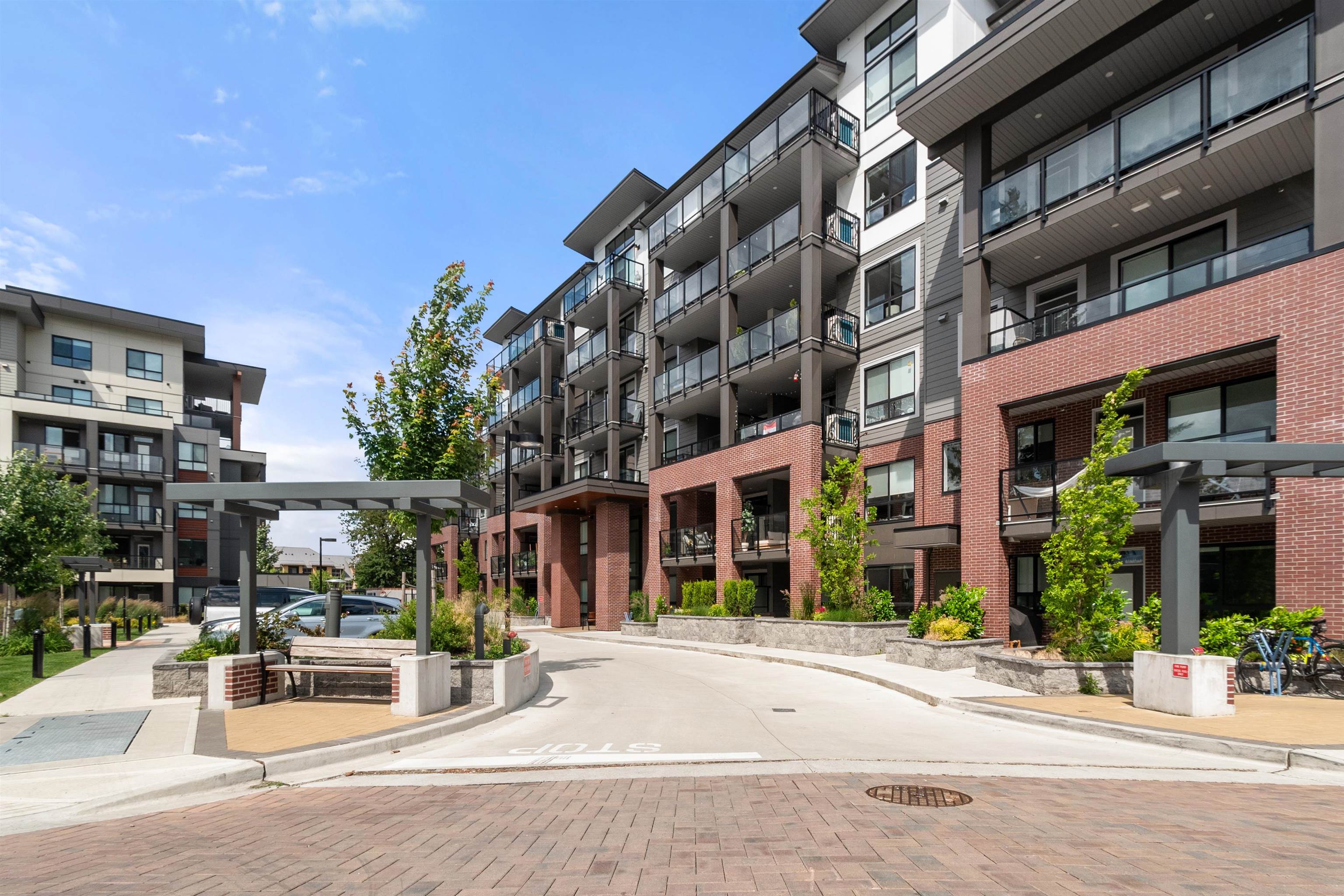 45511 Campus Dr #103, Chilliwack, BC V2R 6K8