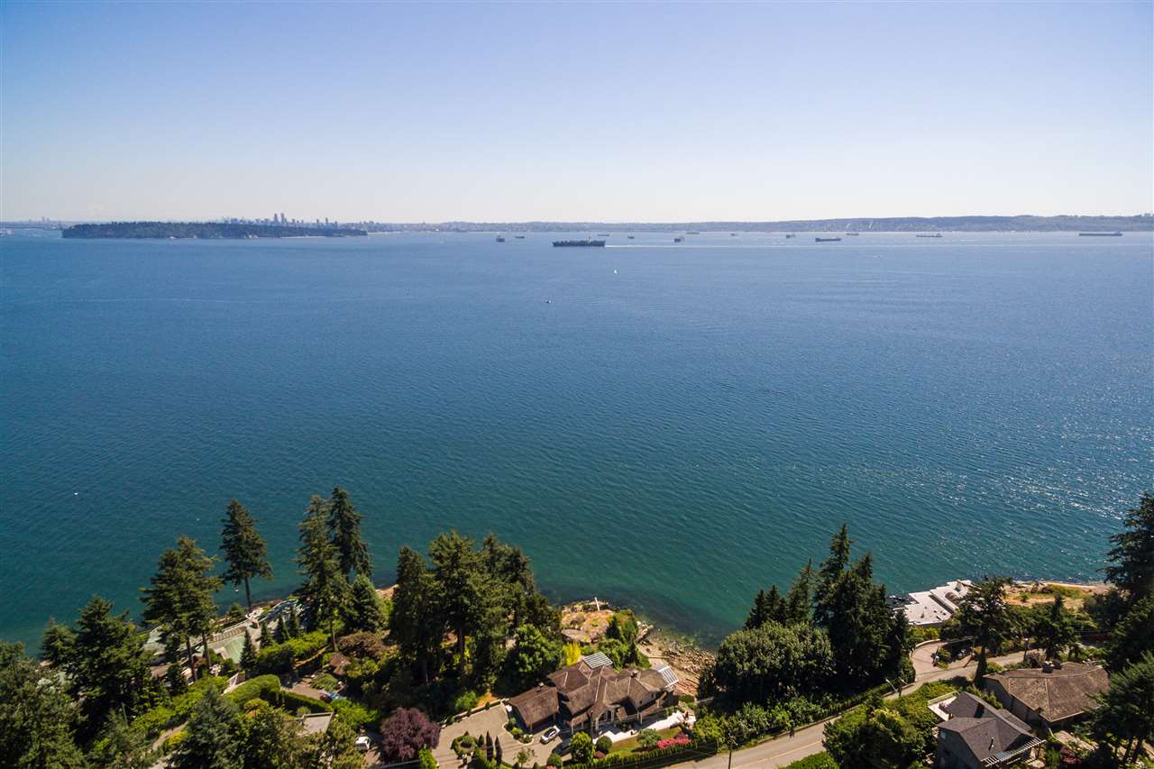 3548 Creery Avenue, West Vancouver, BC V7V 2M1