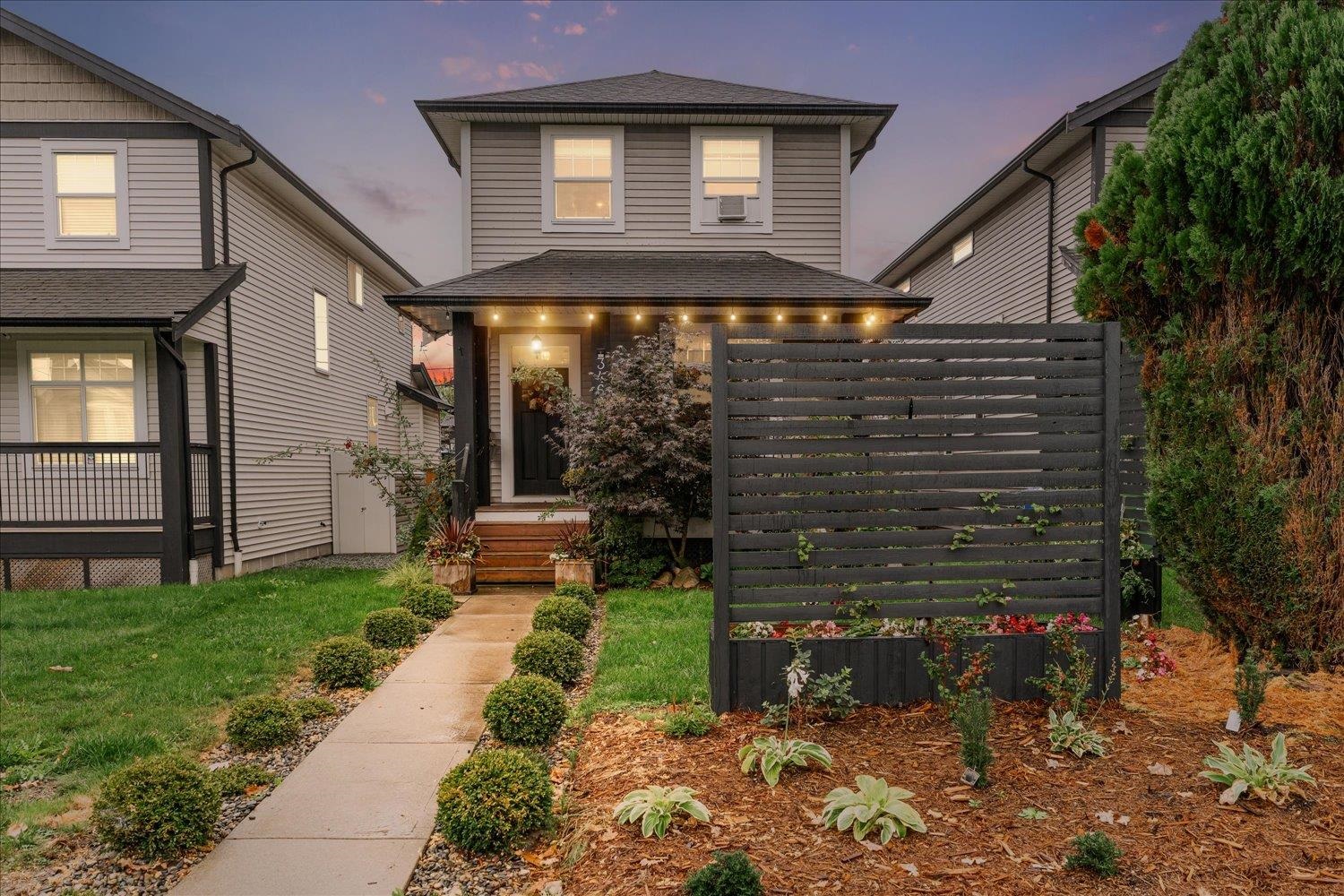 3 Avenue, Abbotsford, BC V2S 8B9