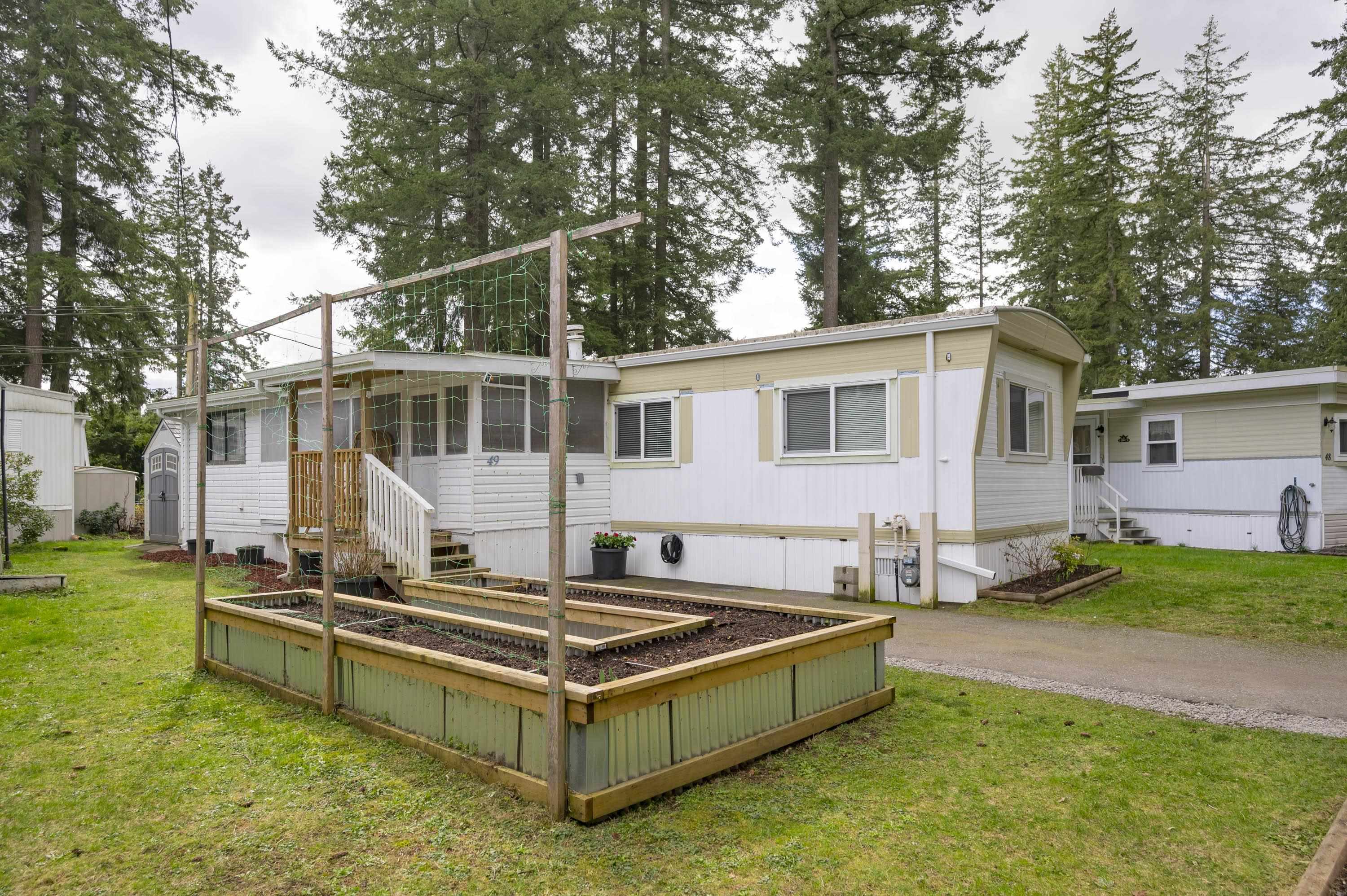 20071 24 Avenue #49, Langley, BC V2Z 2A1