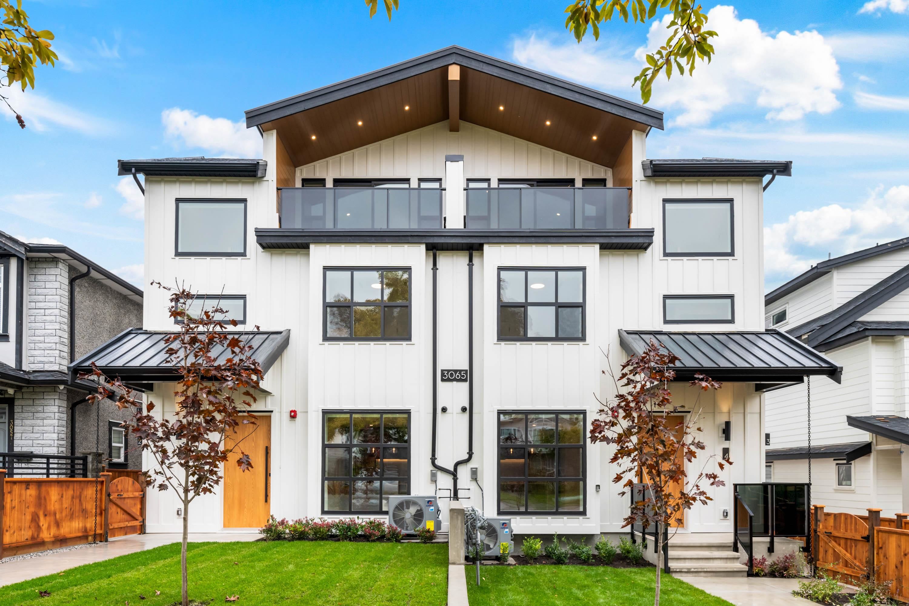 3065 Charles Street #1, Vancouver, BC V5K 3B6
