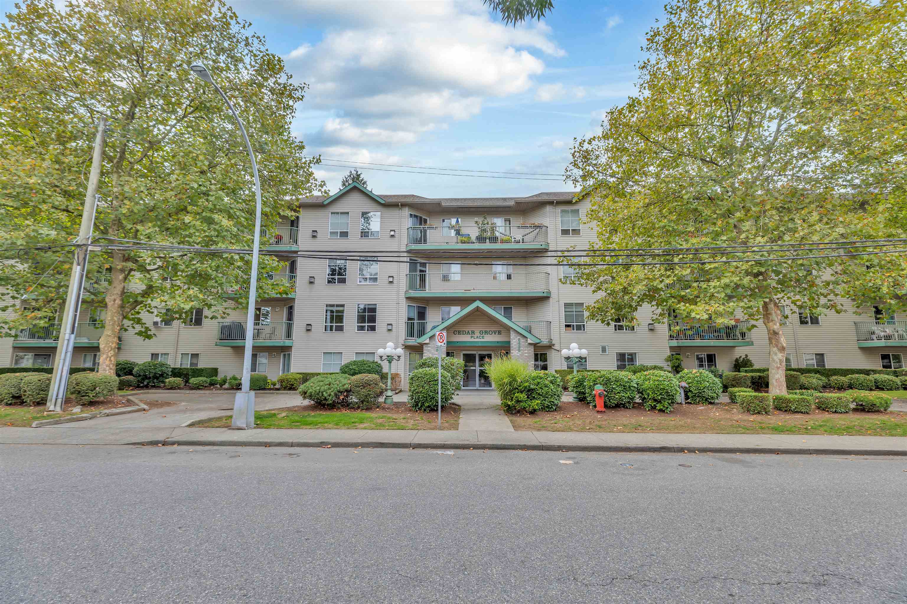 2435 Center Street #204, Abbotsford, BC V2T 2N4