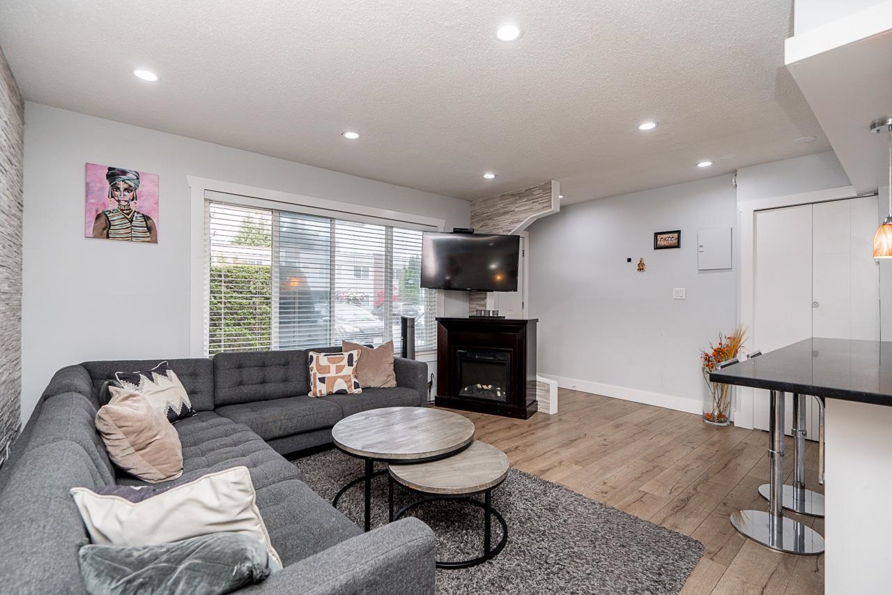 11901 89a Avenue #612, Delta, BC V4C 3G8
