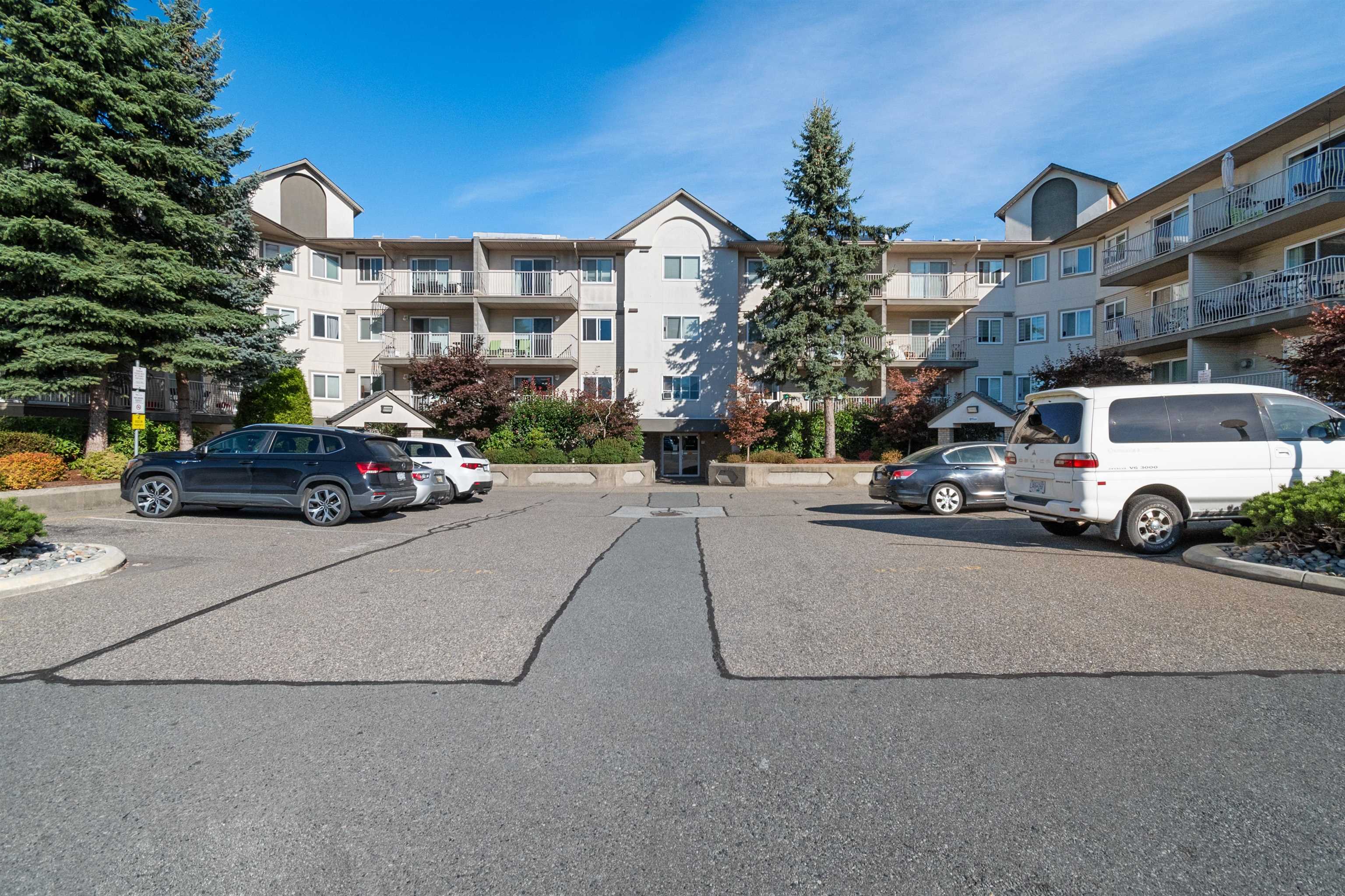 7694 Evans Road #411, Chilliwack, BC V2R 3W3