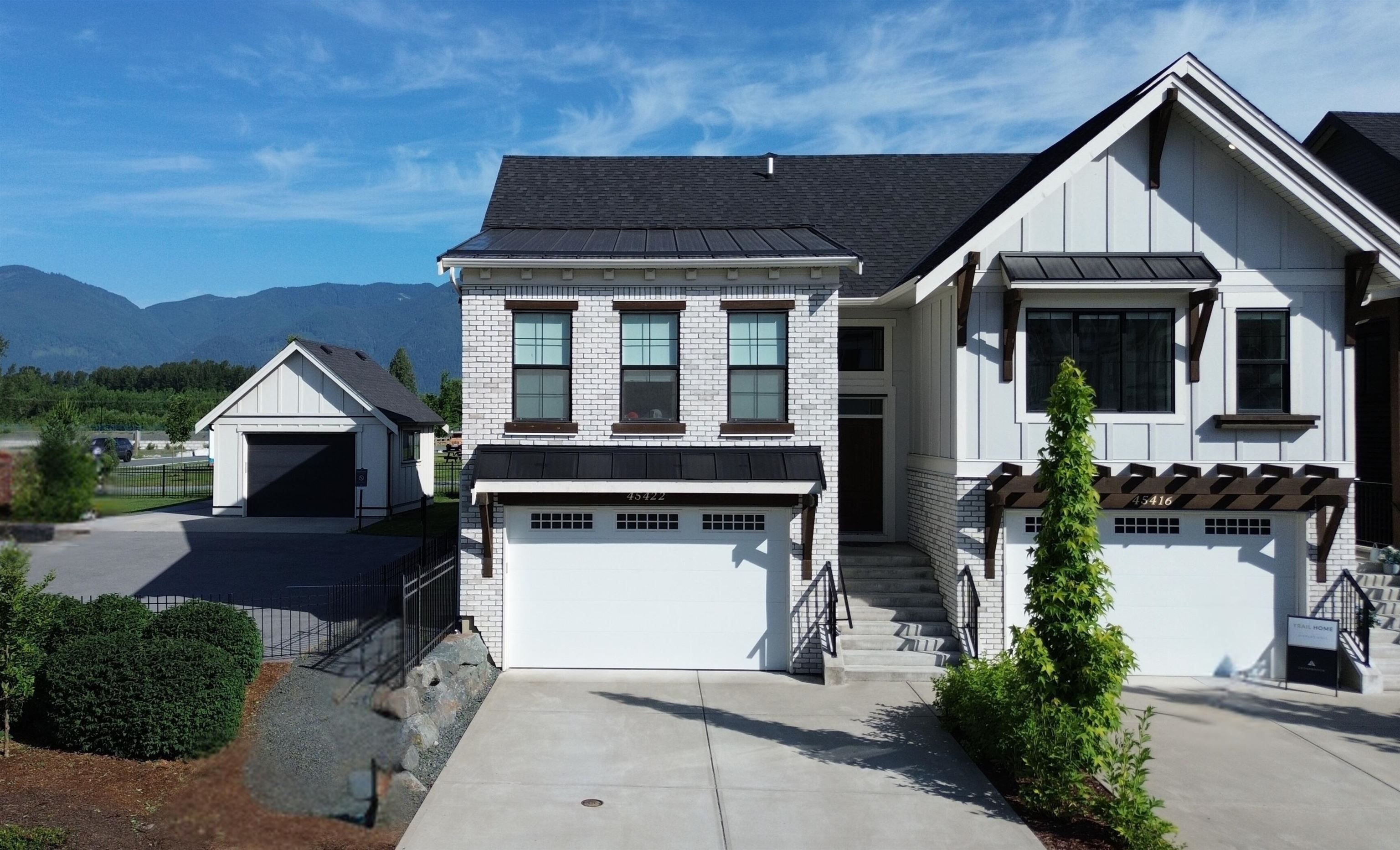 45422 Willowstream Road, Chilliwack, BC V2R 6G7