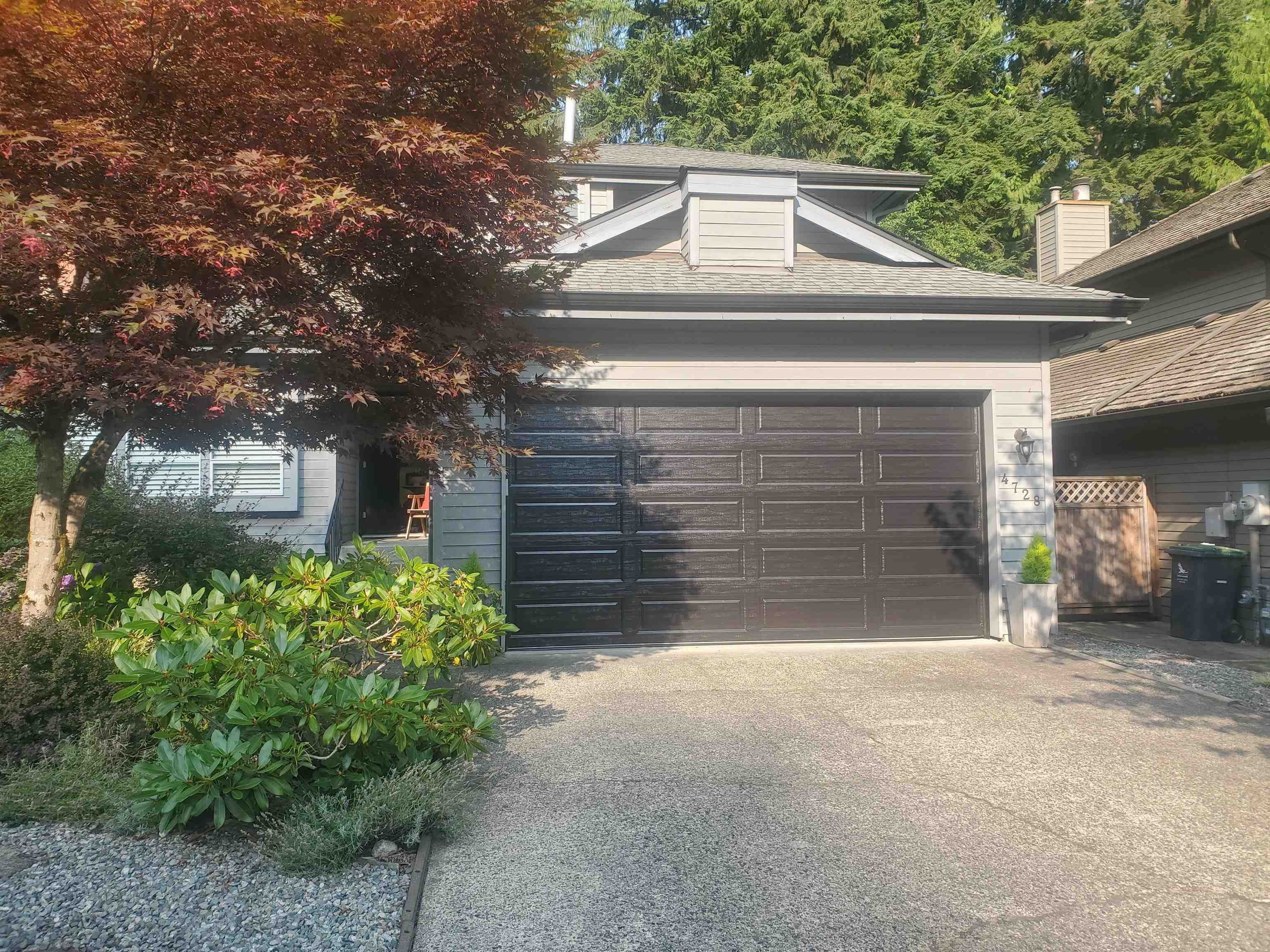 4728 Underwood Avenue, North Vancouver, BC V7K 3A8
