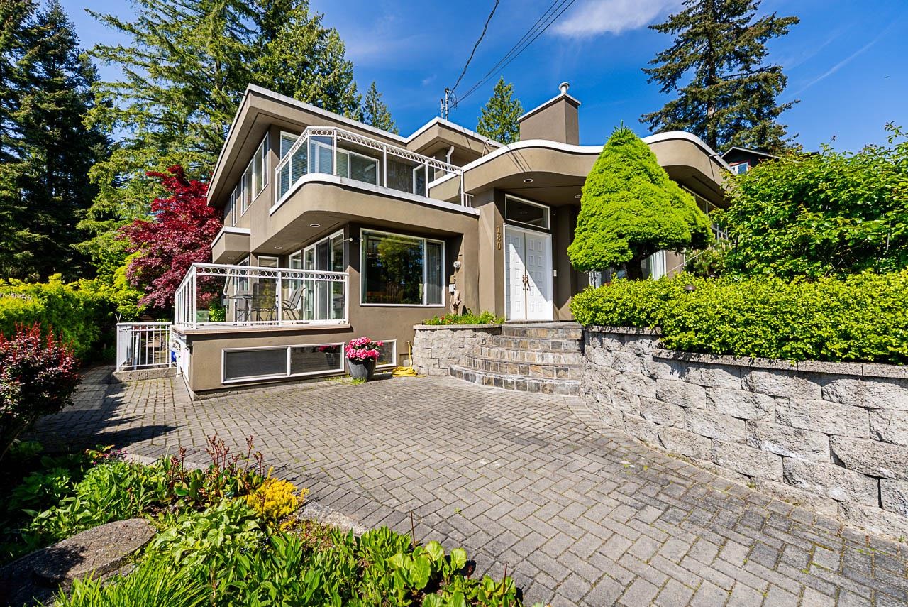 180 West Osborne Road, North Vancouver, BC V7N 2P8