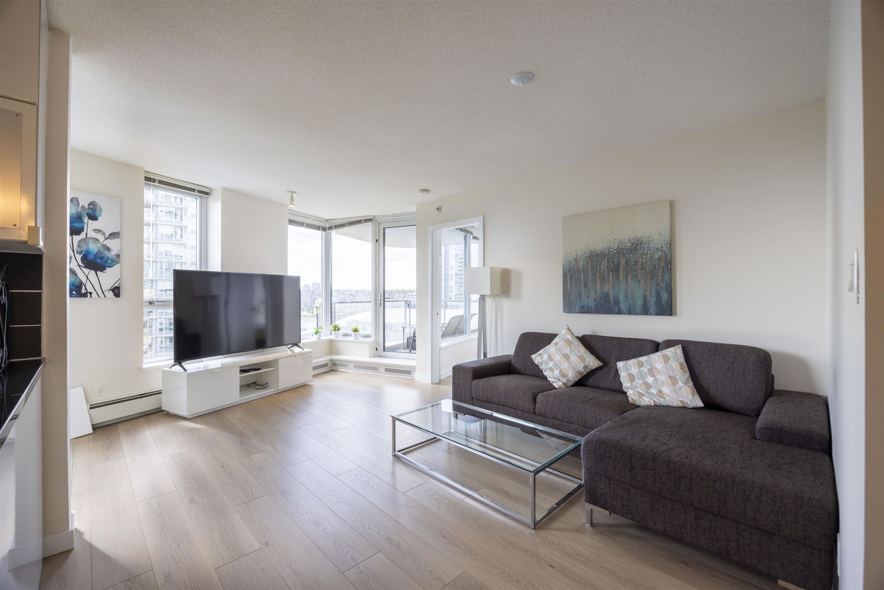 188 Keefer Place #1906, Vancouver, BC V6B 0J1