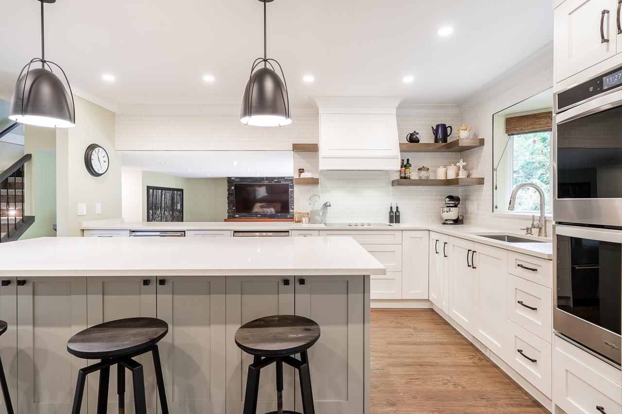 Southpark Crescent, Surrey, BC V3X 2C1