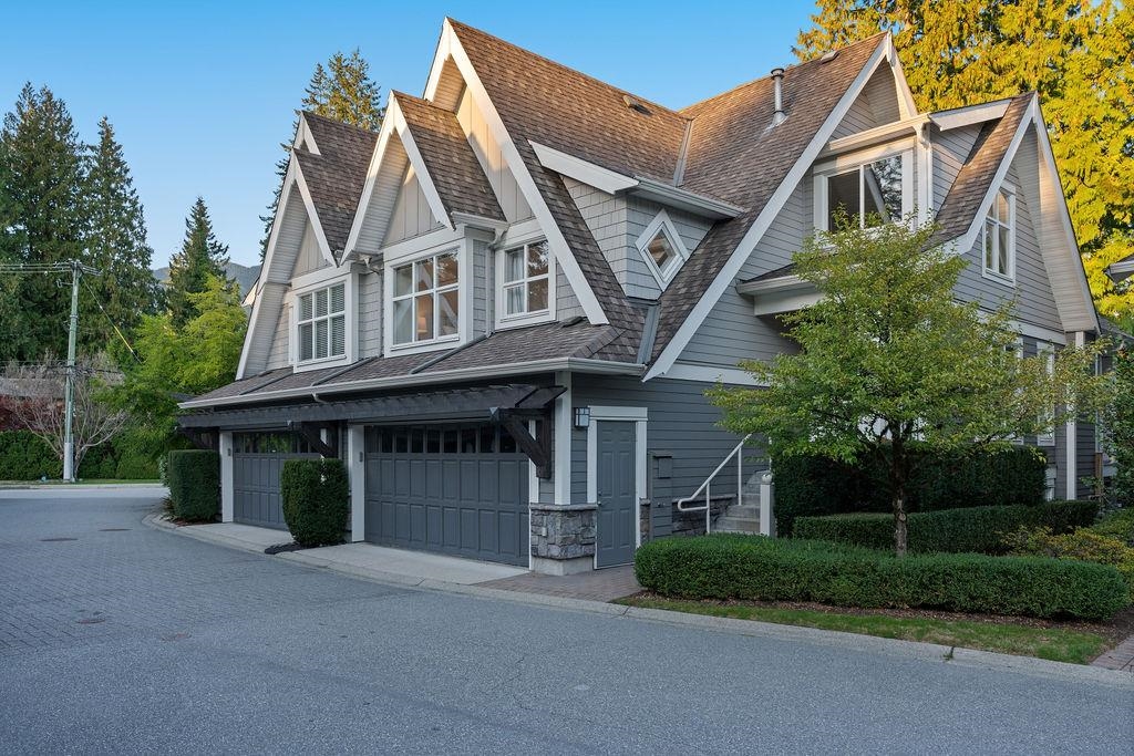 3761 Edgemont Boulevard, North Vancouver, BC V7R 2P6