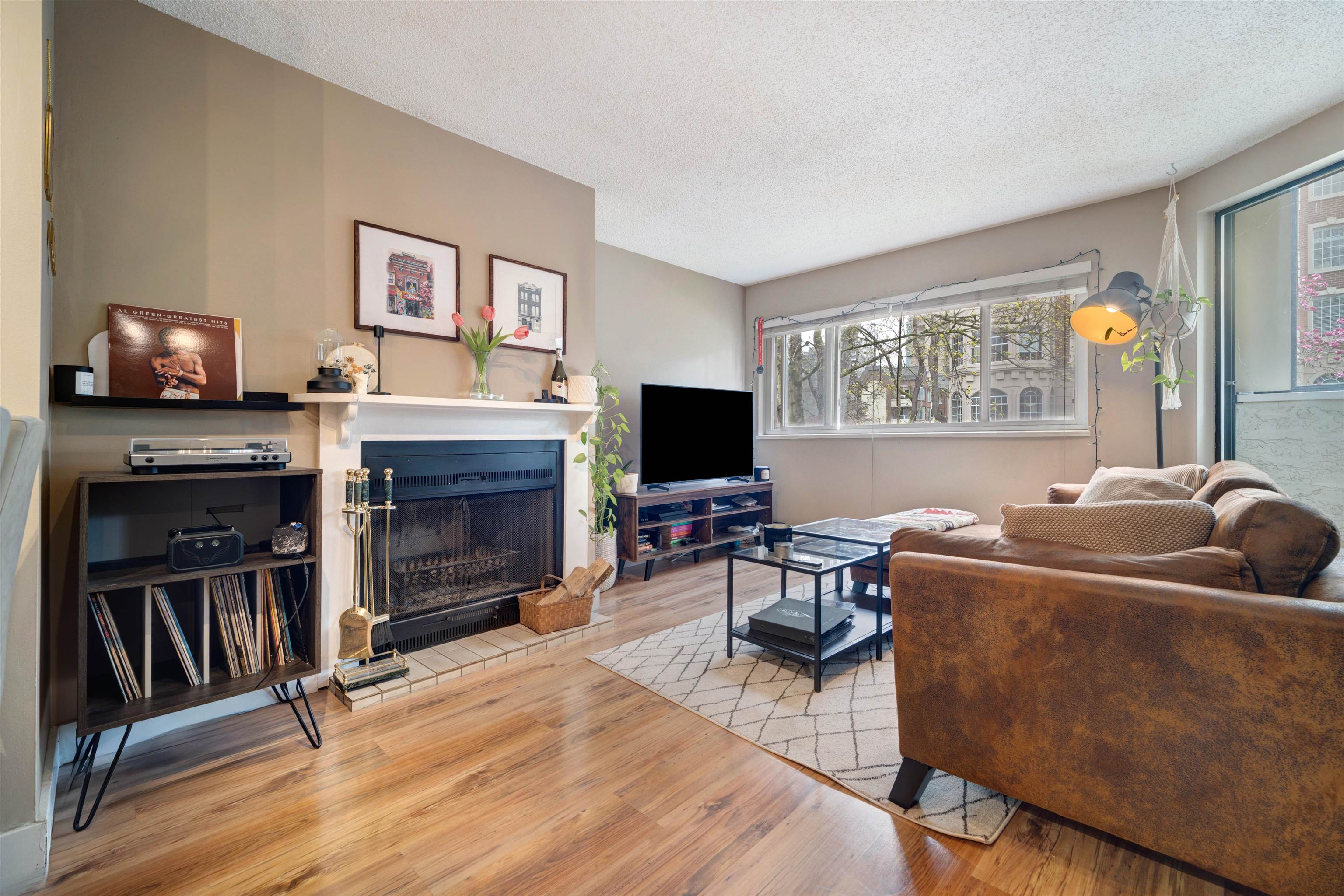 936 Bute Street #202, Vancouver, BC V6E 1Y8