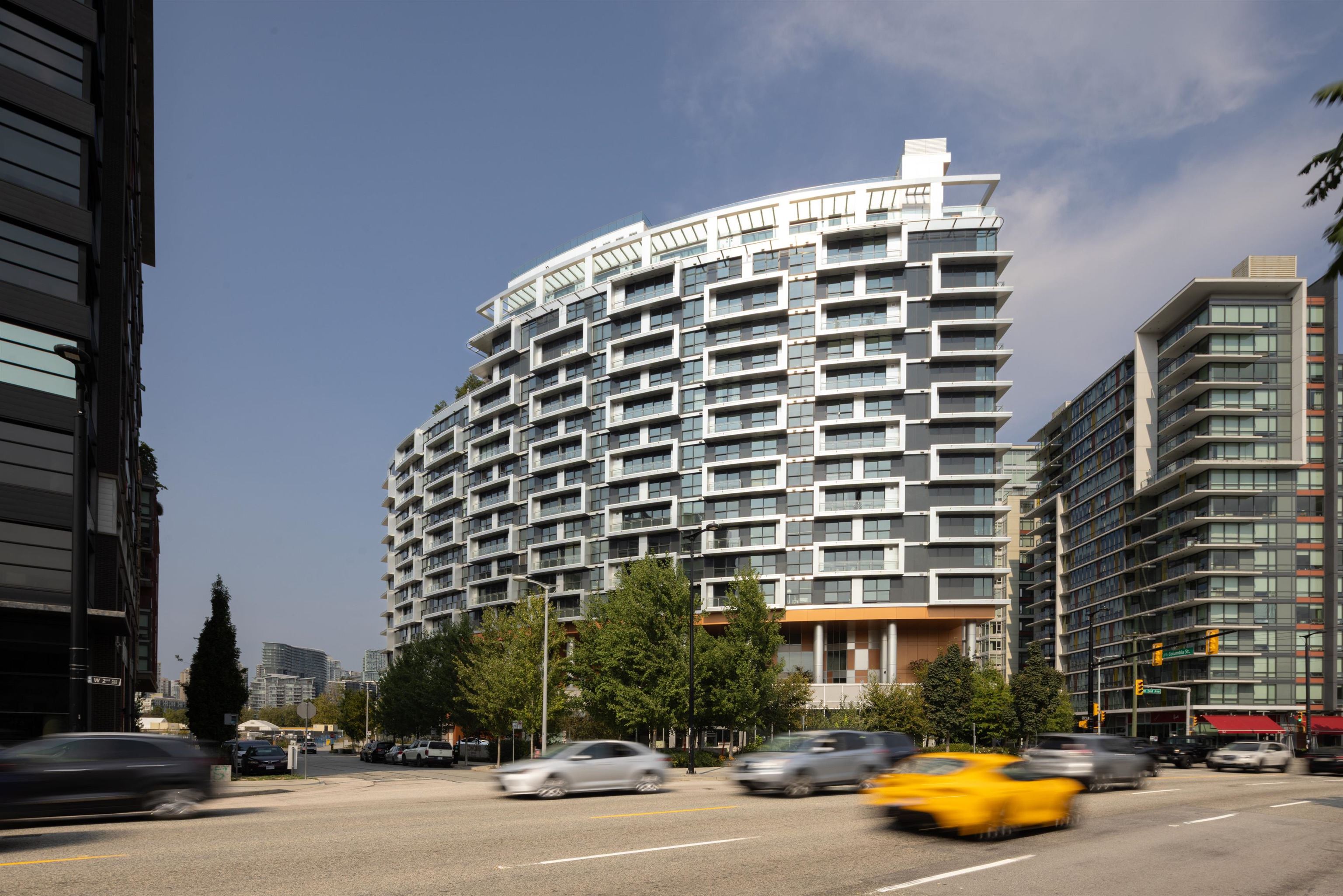 1768 Cook Street #1013, Vancouver, BC V5Y 0N3