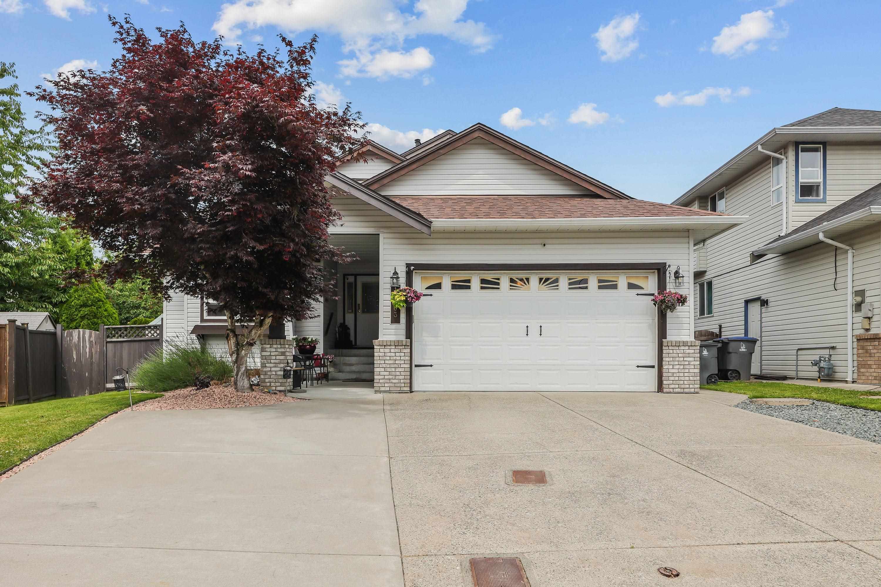 64a Avenue, Surrey, BC V3S 8V3