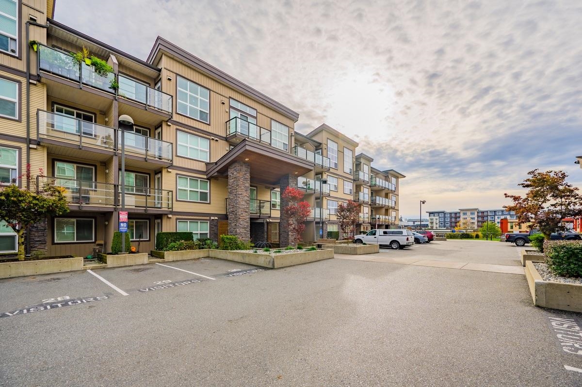 30525 Cardinal Avenue #213, Abbotsford, BC V2T 0A8