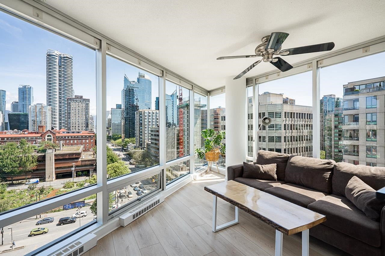 1003 Burnaby Street #1202, Vancouver, BC V6E 4R7