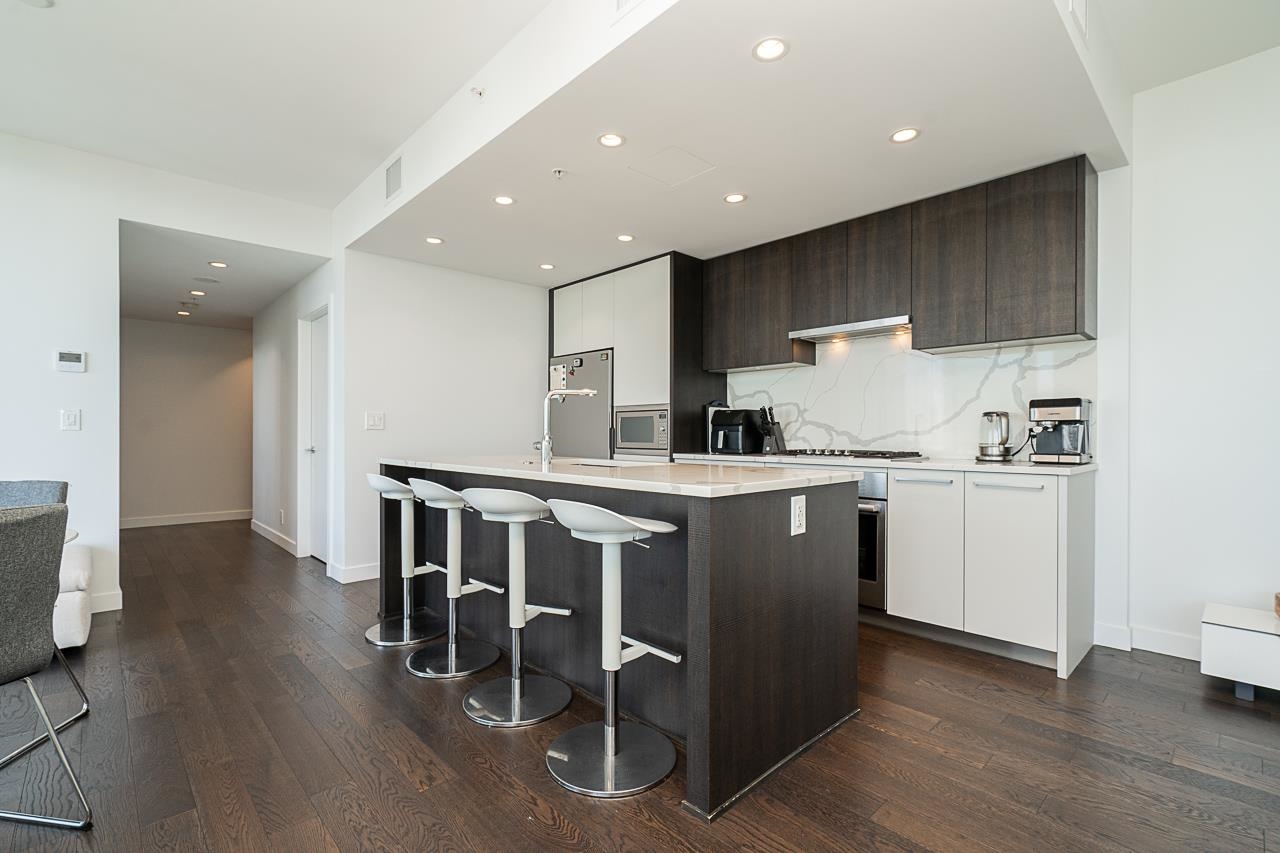 567 Clarke Road #4601, Coquitlam, BC V3J 0K7