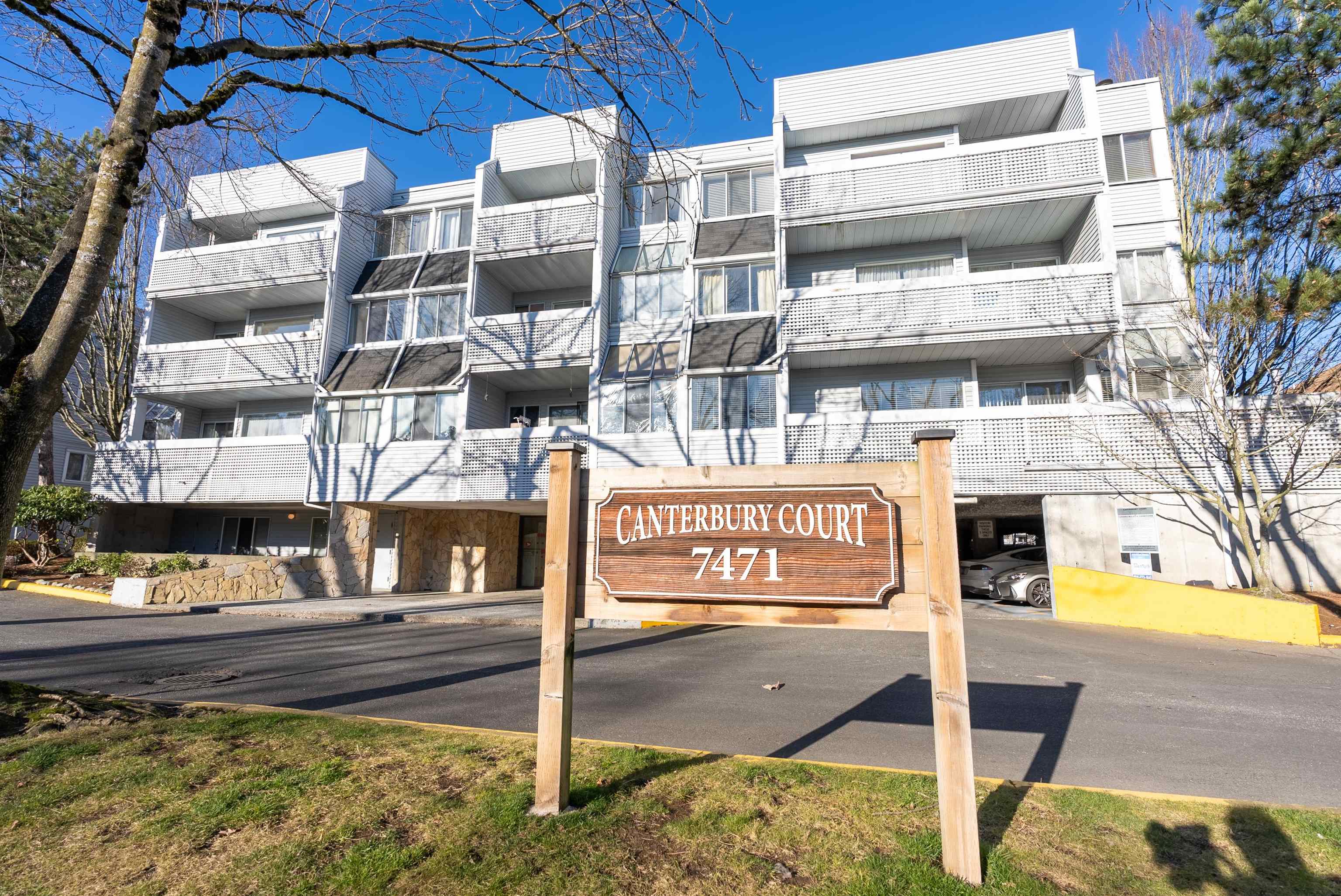 7471 Blundell Road #105, Richmond, BC V6Y 1J6