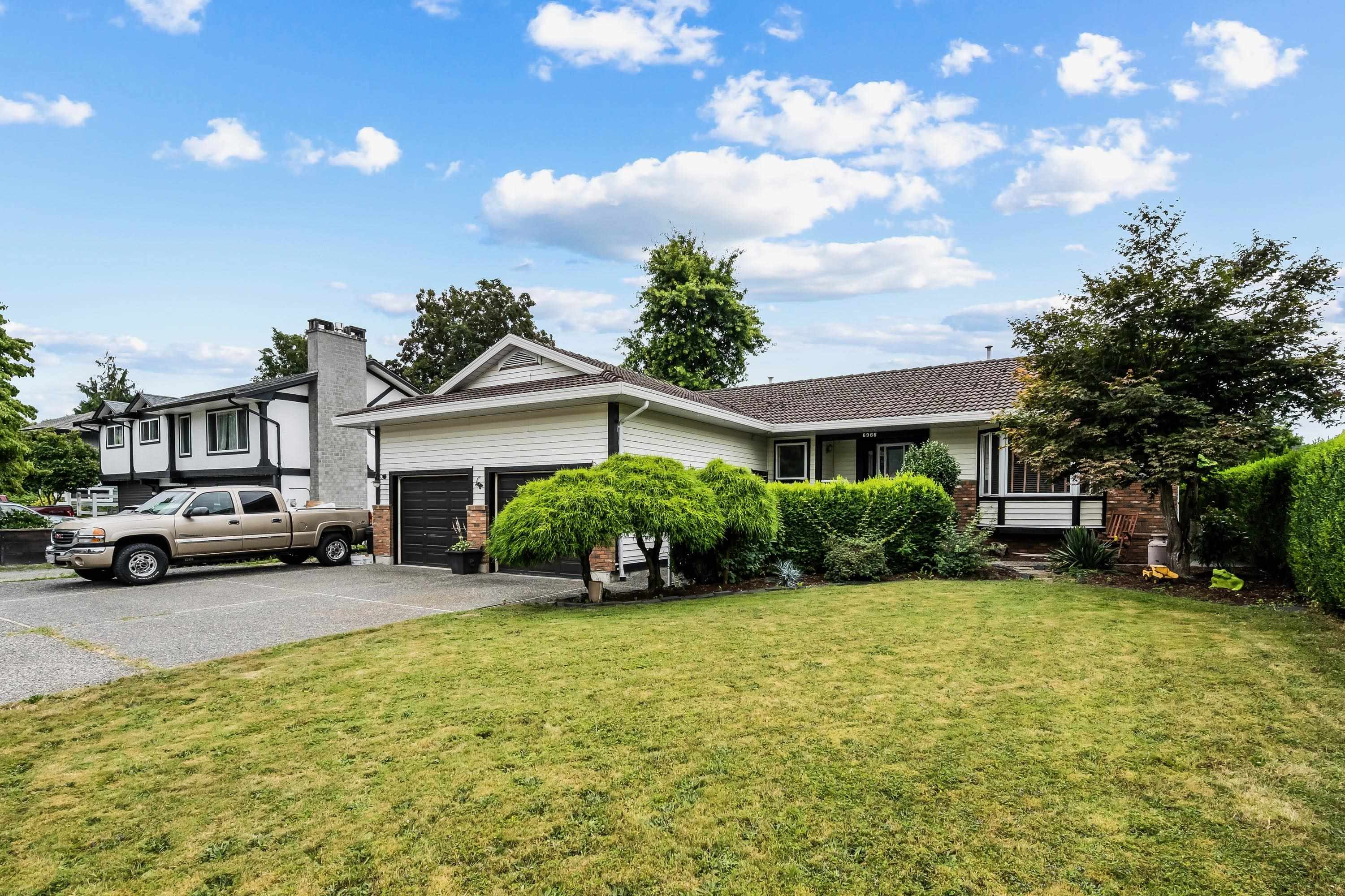 6966 Kalyna Dr, Kent, BC V0M 1A3