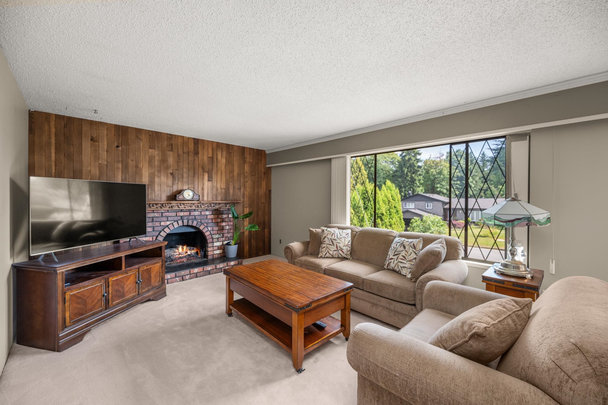 22101 Canuck Crescent, Maple Ridge, BC V2X 4G1