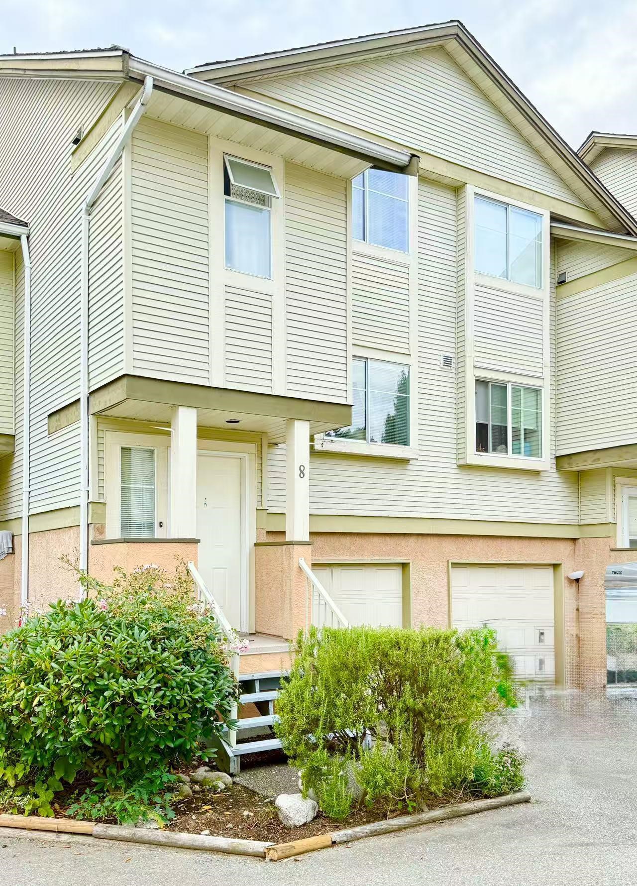 1318 Brunette Avenue #8, Coquitlam, BC V3K 6R1