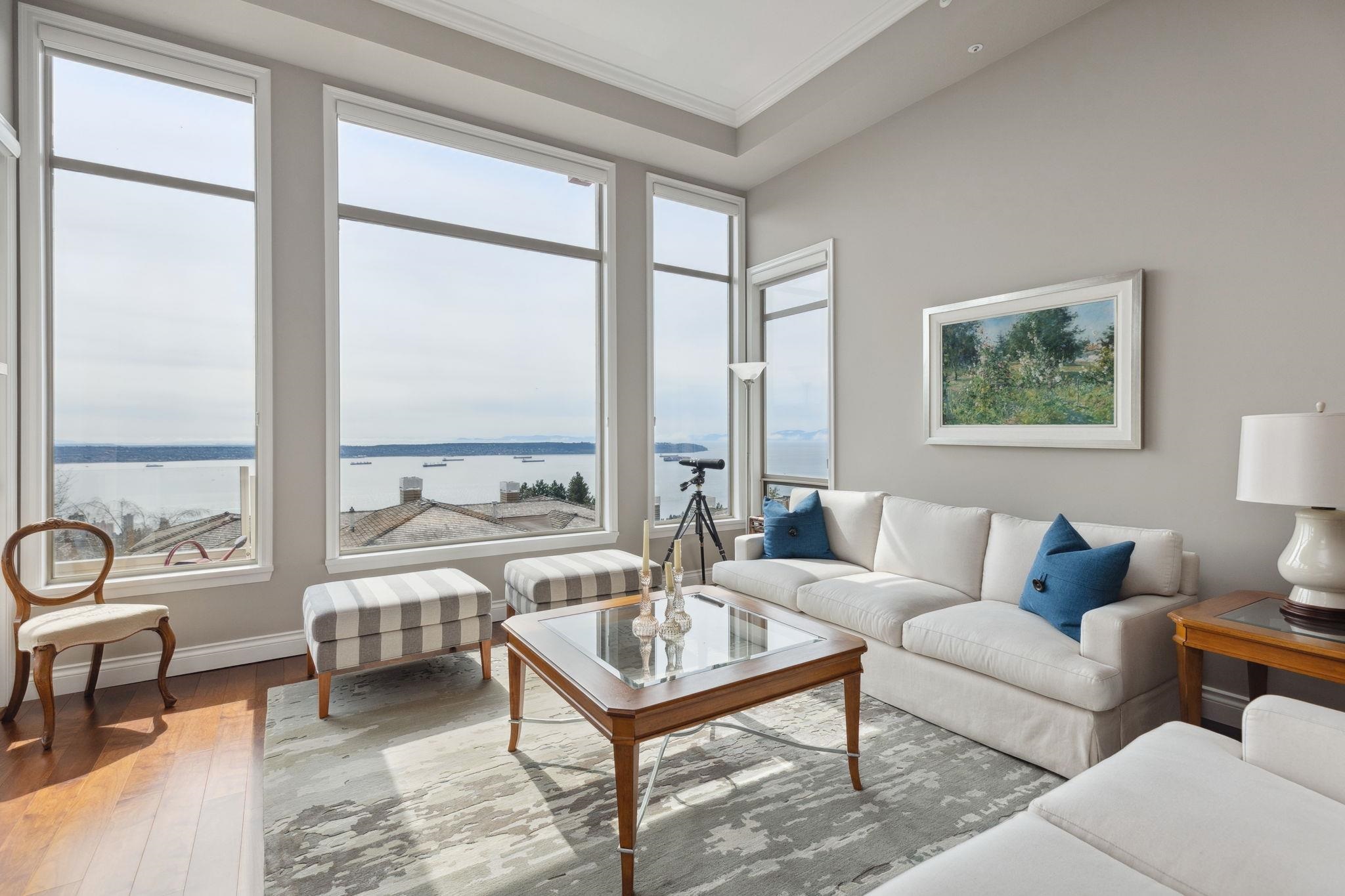 2416 Carr Lane, West Vancouver, BC V7S 3H5