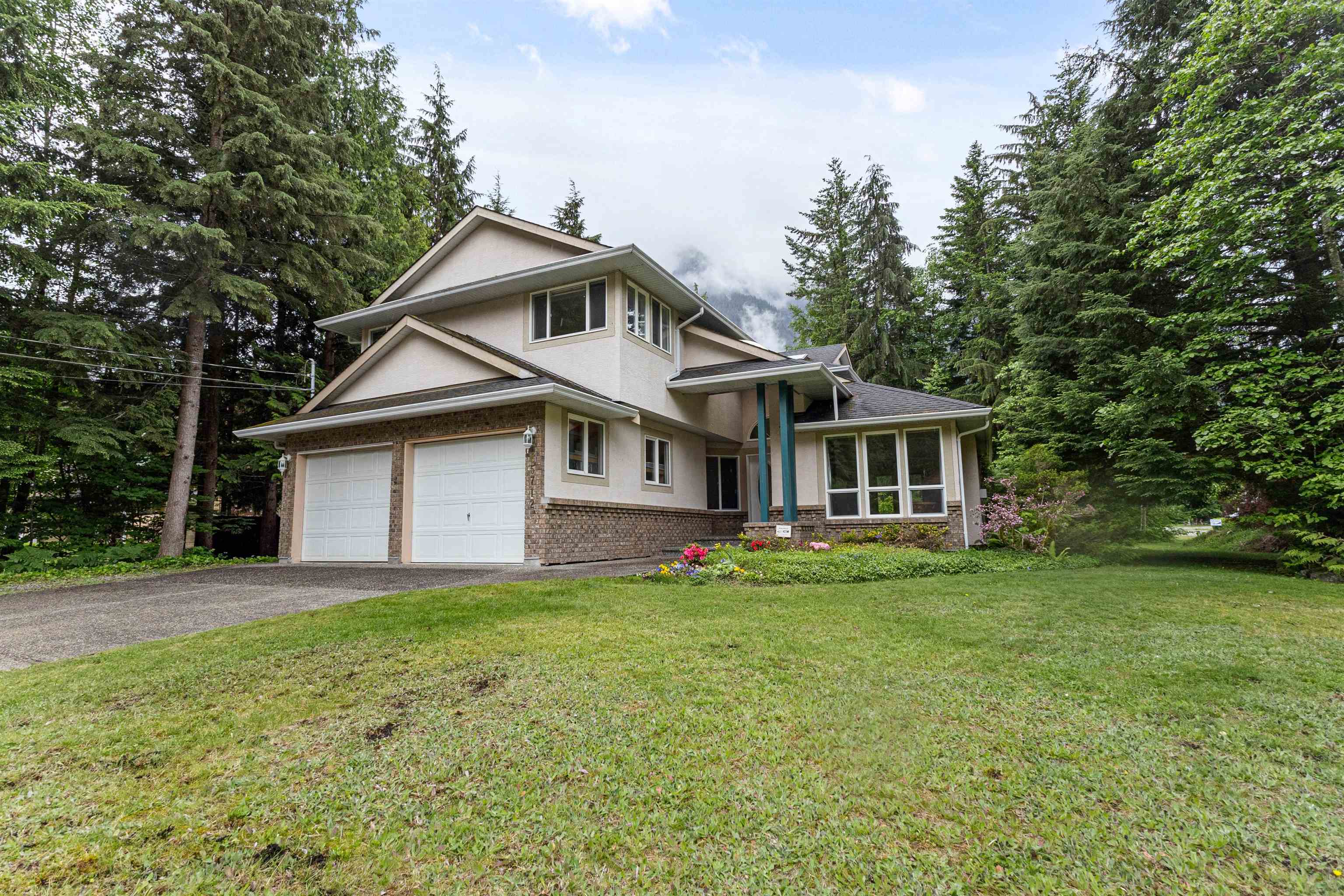 Hope, BC homes with backyards for sale Houseful