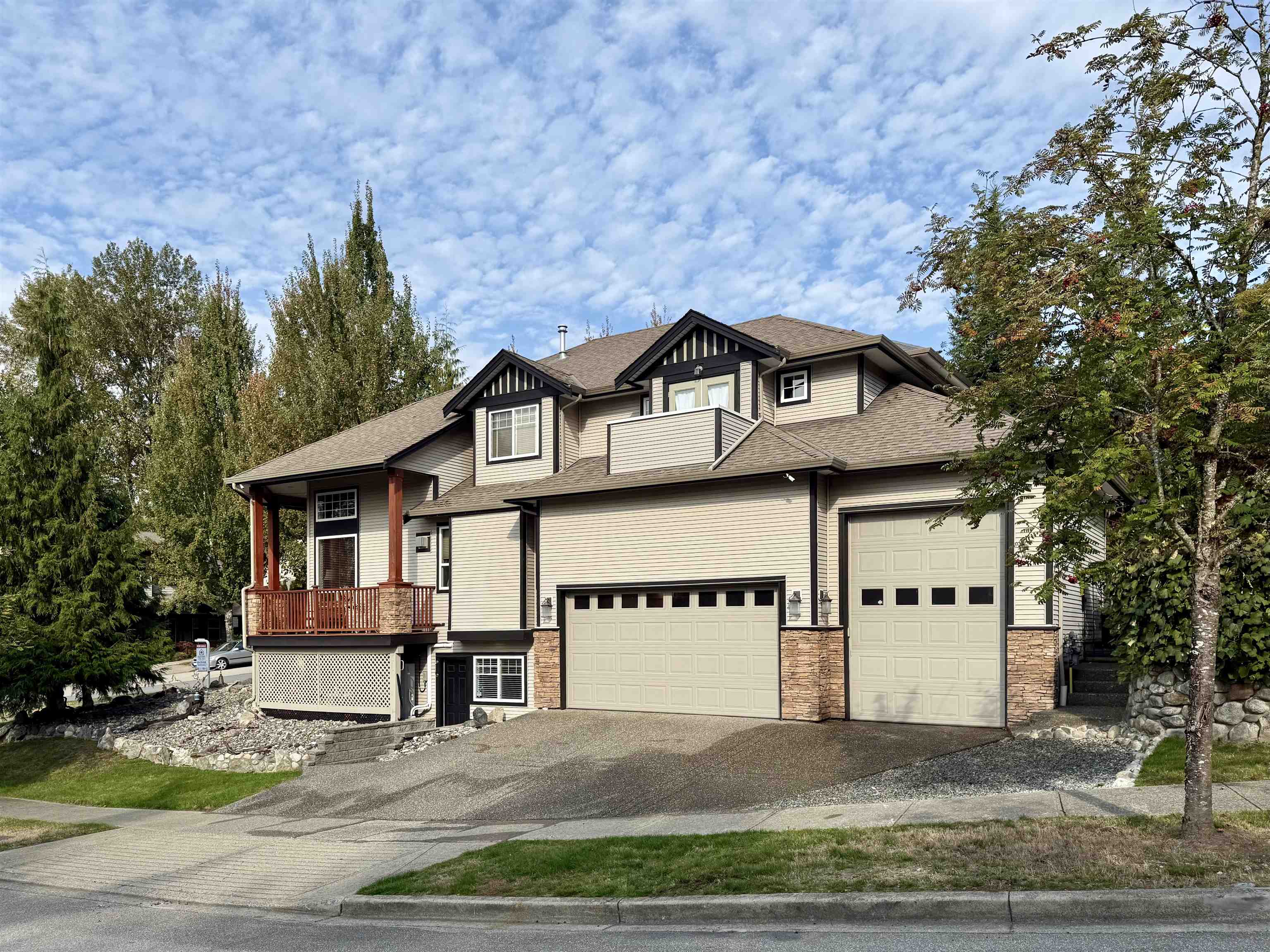 237a Street, Maple Ridge, BC V4R 2X2