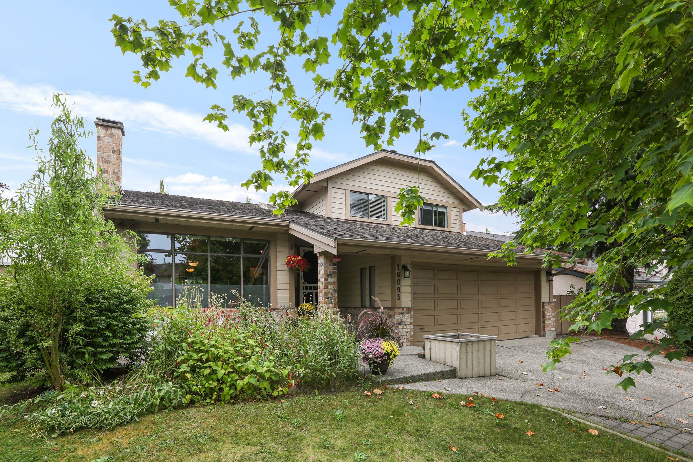 13 Avenue, Surrey, BC V4A 6W2