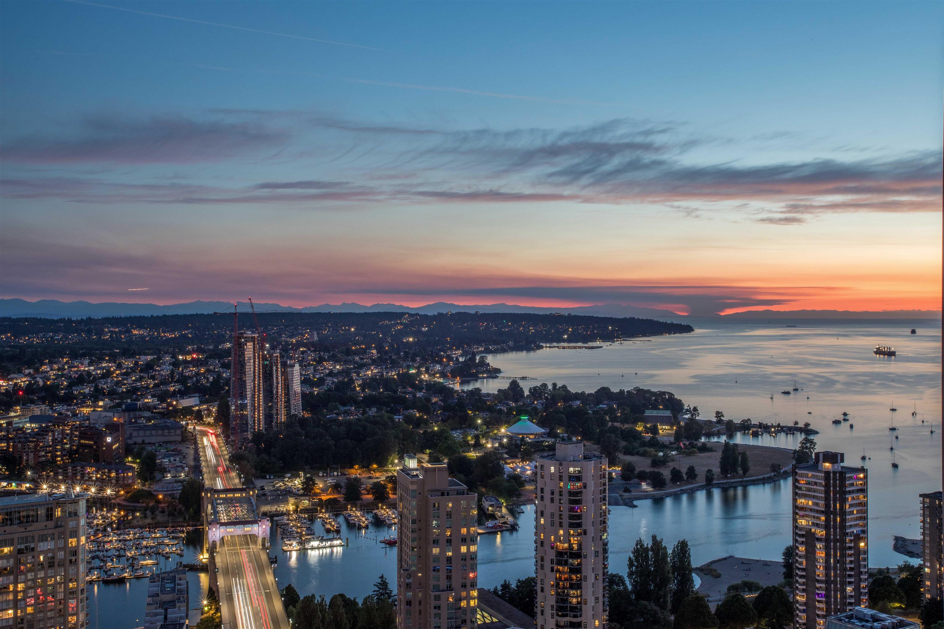 1289 Hornby Street #4608, Vancouver, BC V6Z 0G7