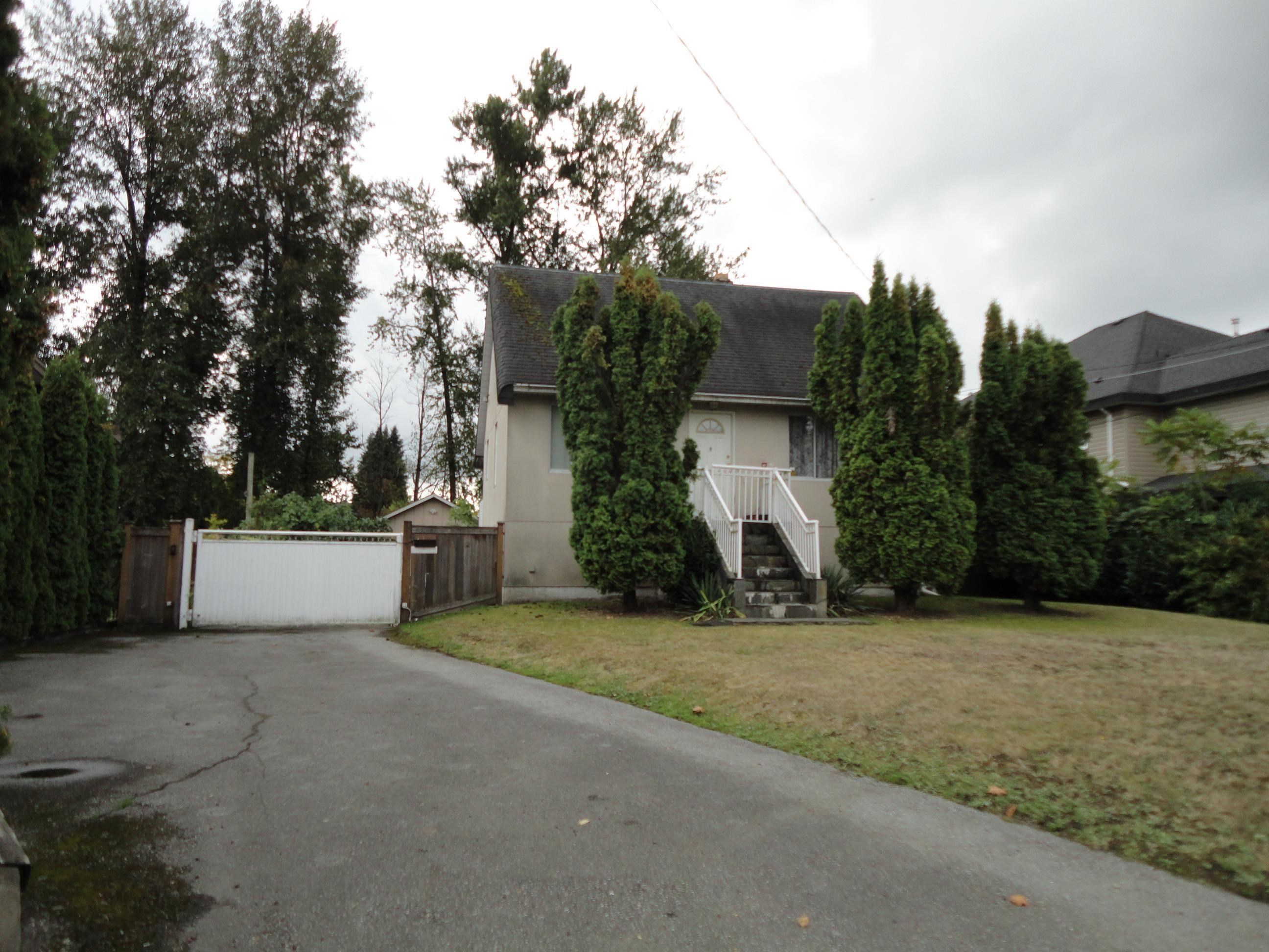 96 Avenue, Surrey, BC V3V 1Y4