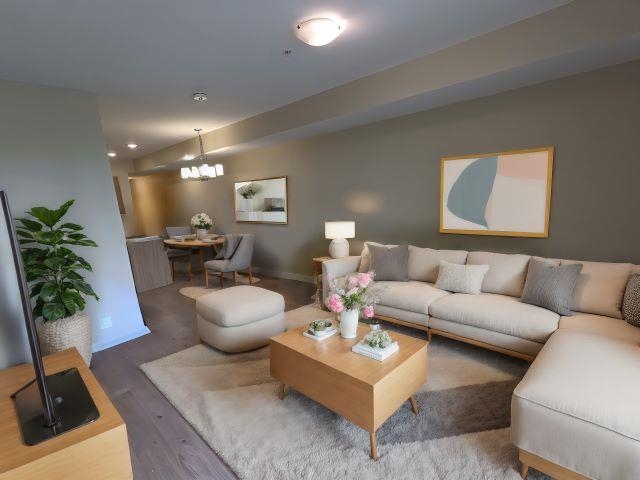 2889 East 1st Avenue #208, Vancouver, BC V5M 0G2