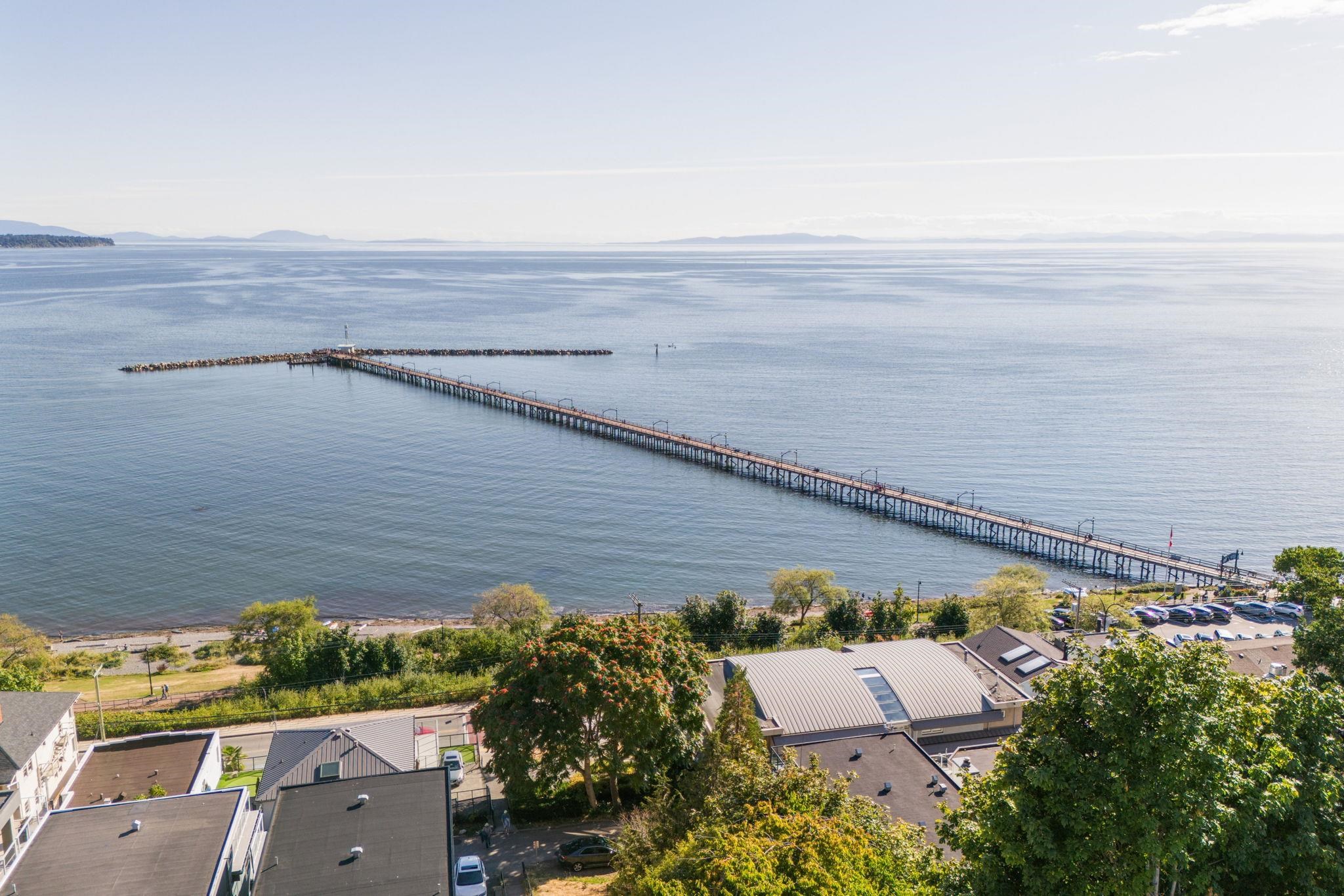 14820 Buena Vista Avenue #1, White Rock, BC V4B 0B3