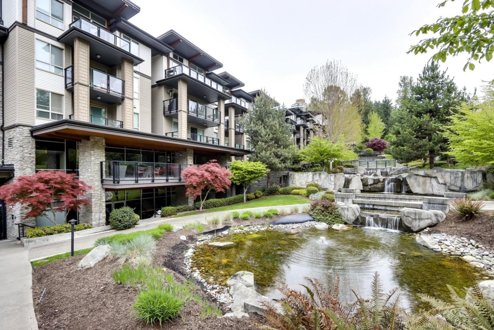 7478 Byrnepark Walk #405, Burnaby, BC V3N 0B5