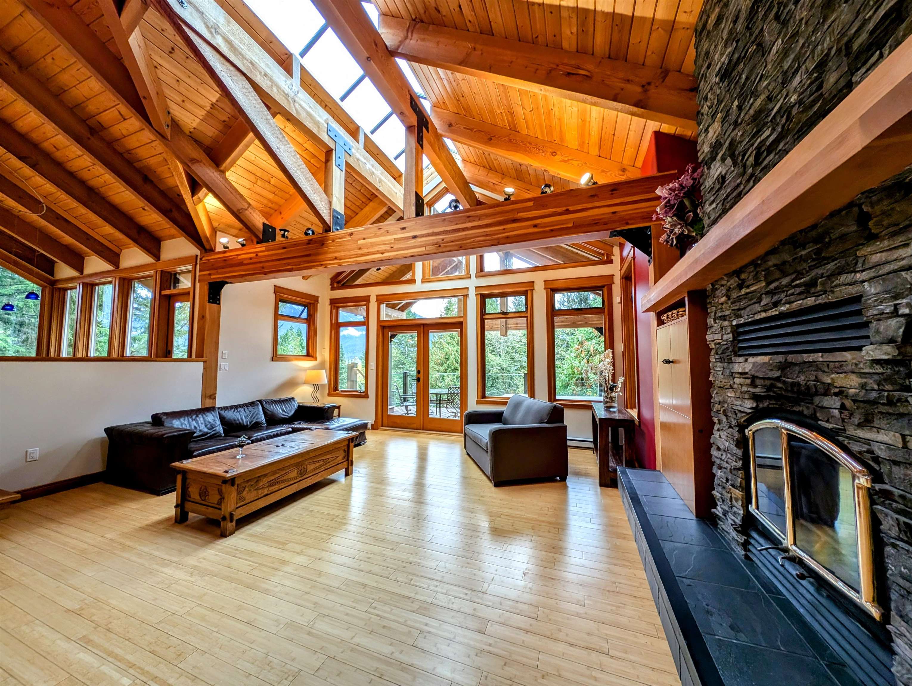 8255 Alpine Way, Whistler, BC V8E 0G2