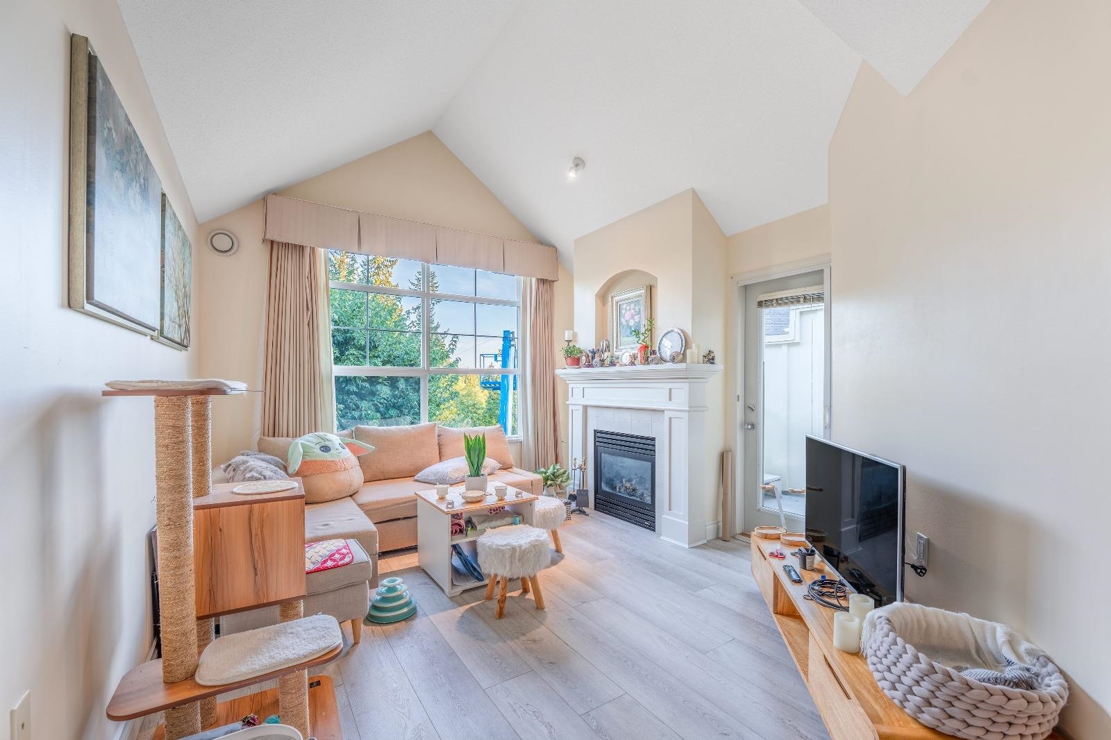 960 Lynn Valley Road #416, North Vancouver, BC V7J 3V6