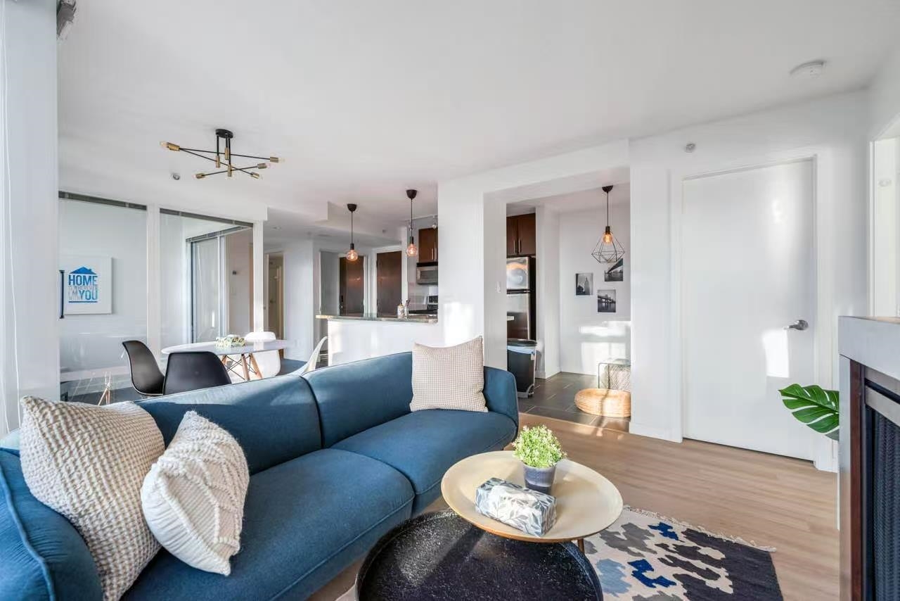 618 Abbott Street #518, Vancouver, BC V6B 0C1