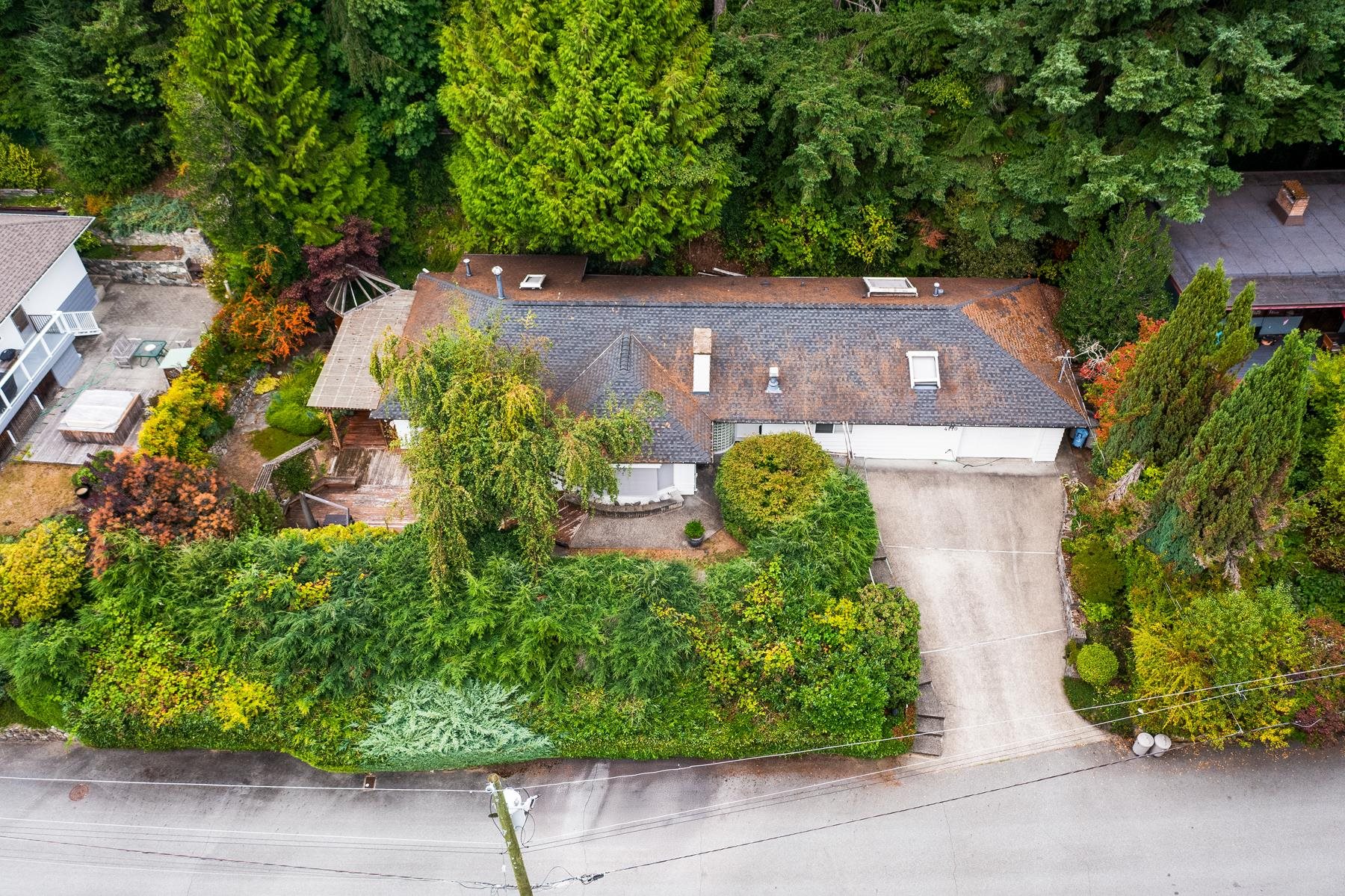 4110 Burkeridge Place, West Vancouver, BC V7V 3M9