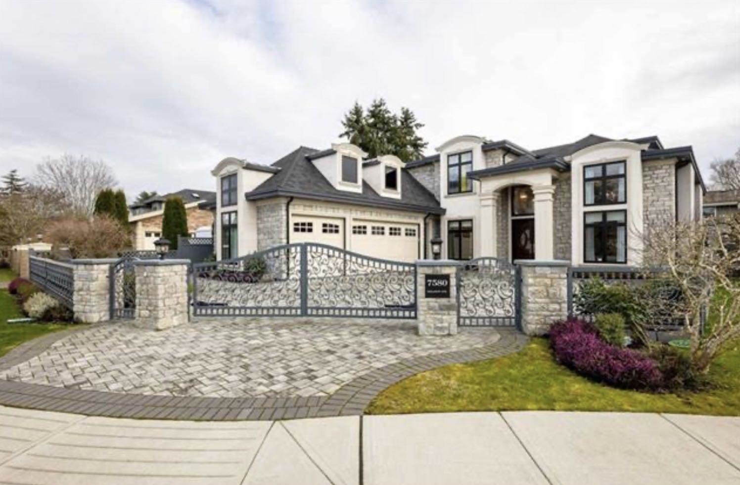 7580 Malahat Ave, Richmond, BC V7A 4G9