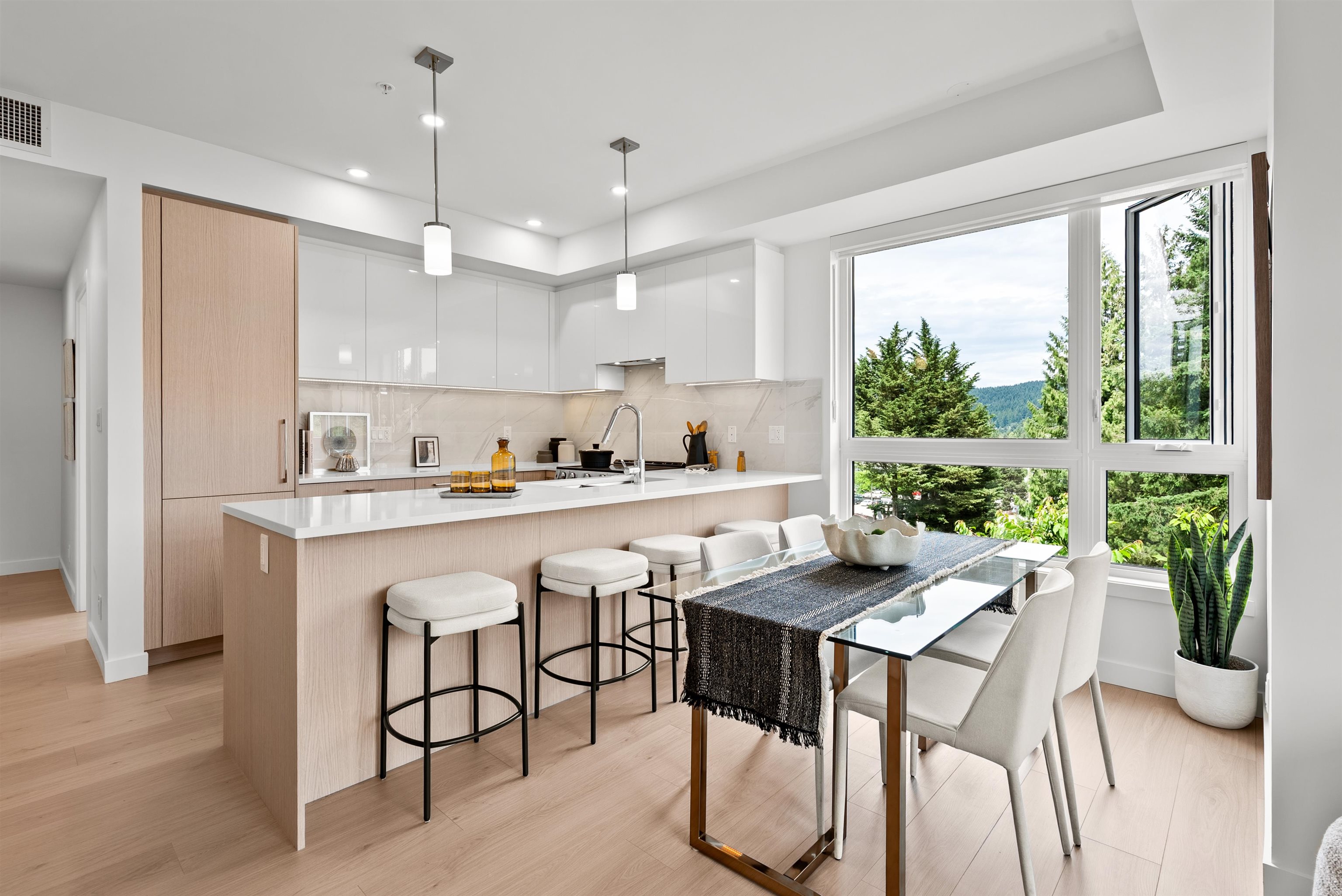 150 James Road #416, Port Moody, BC V3H 2S4