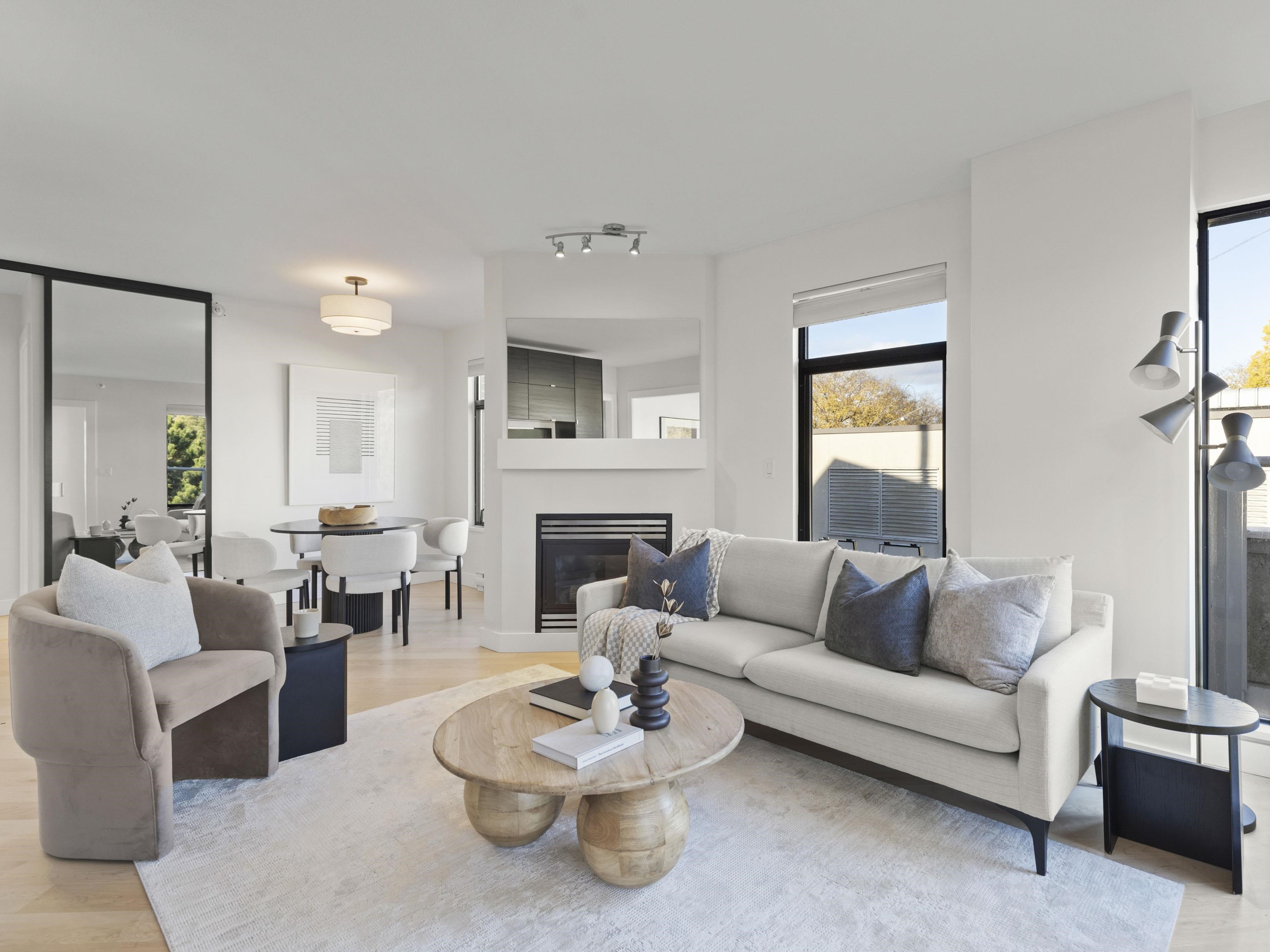 2228 Marstrand Avenue #612, Vancouver, BC V6K 4T1