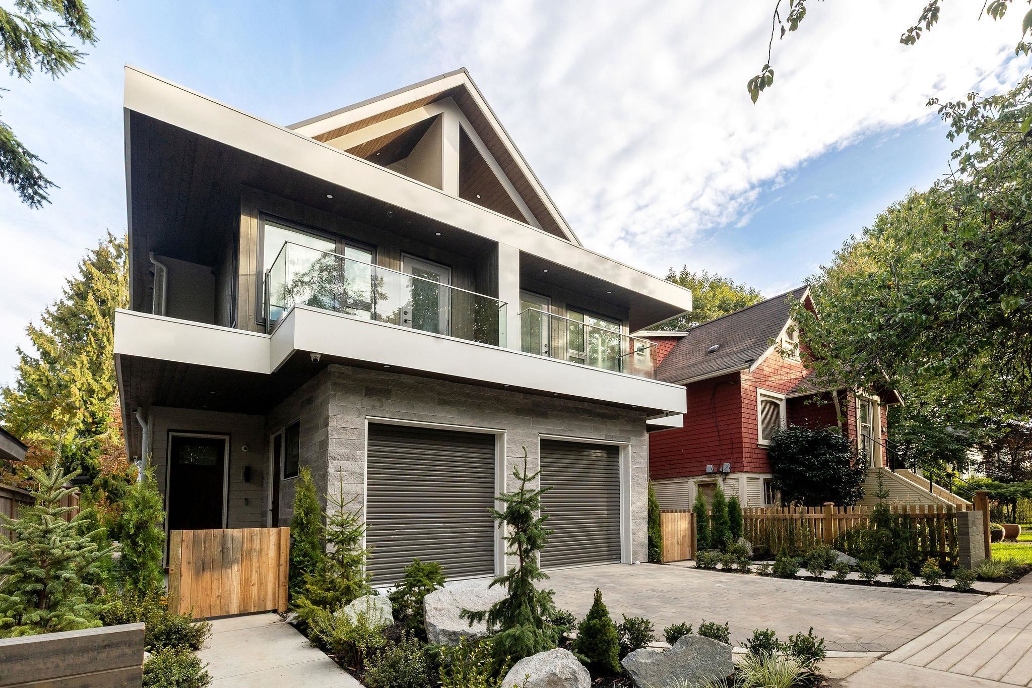 7 East 23rd Avenue #2, Vancouver, BC V5V 1W8