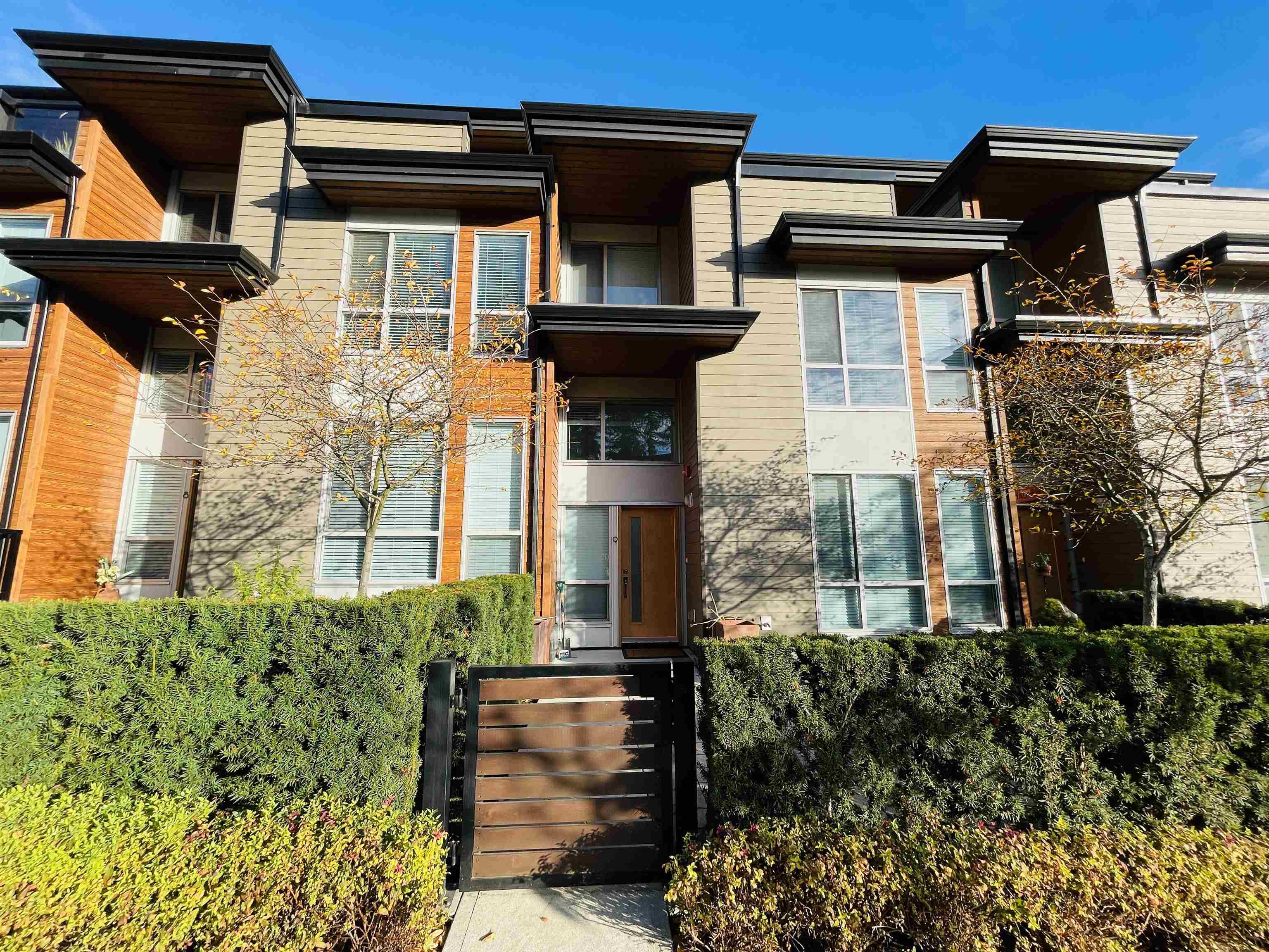 15775 Mountain View Drive #9, Surrey, BC V3Z 0W7