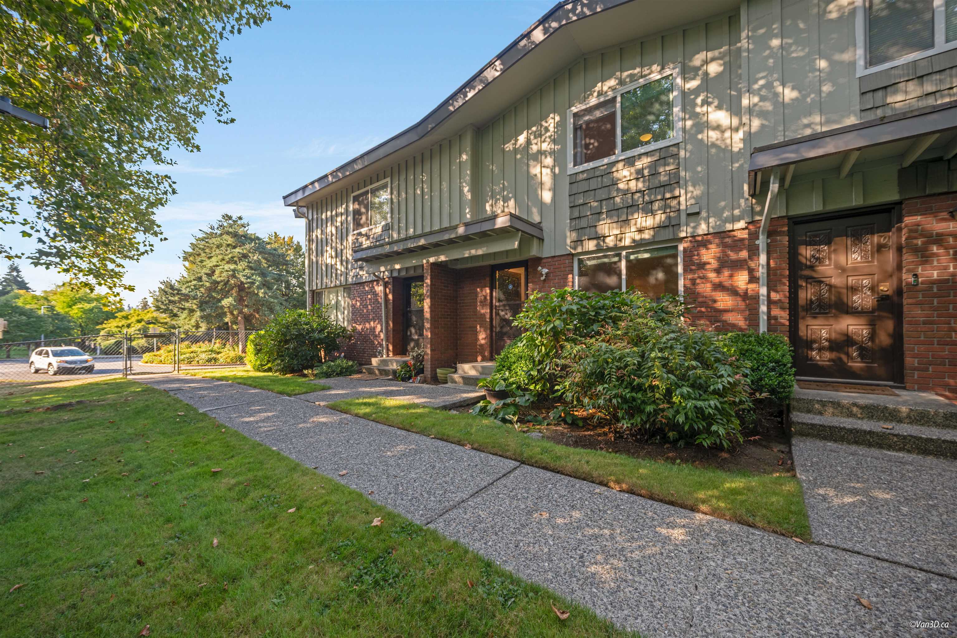 9061 Horne Street ##202, Burnaby, BC V3N 4L2