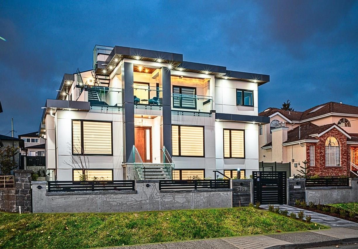 5655 Portland Street, Burnaby, BC V5J 2R7