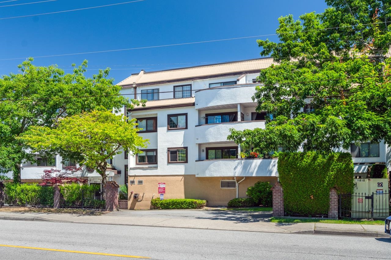 7480 Saint Albans Road #222, Richmond, BC V6Y 2K6