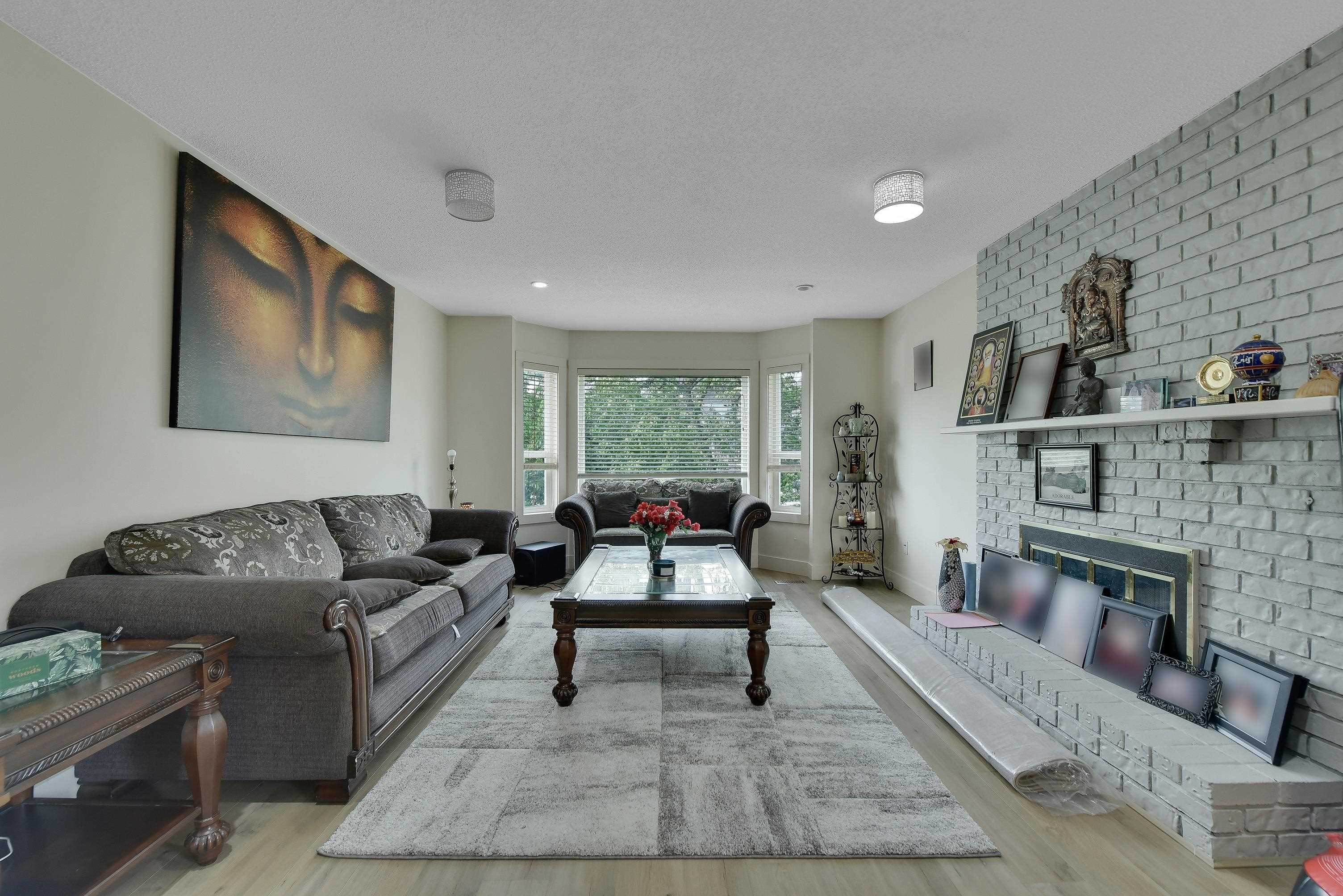 85 Avenue, Surrey, BC V3S 6J1
